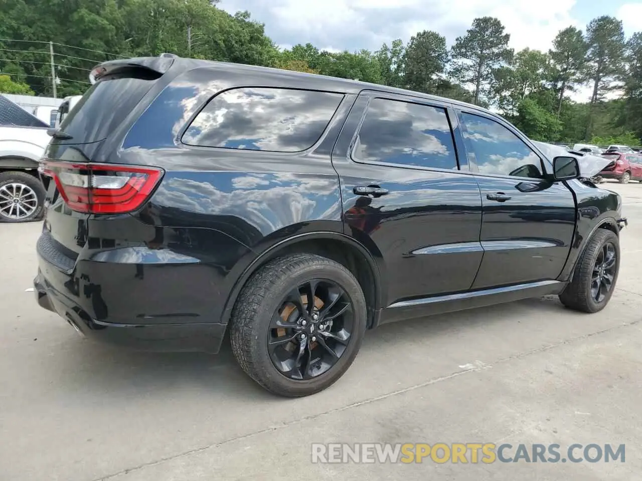 3 Photograph of a damaged car 1C4SDHCT3LC393741 DODGE DURANGO 2020