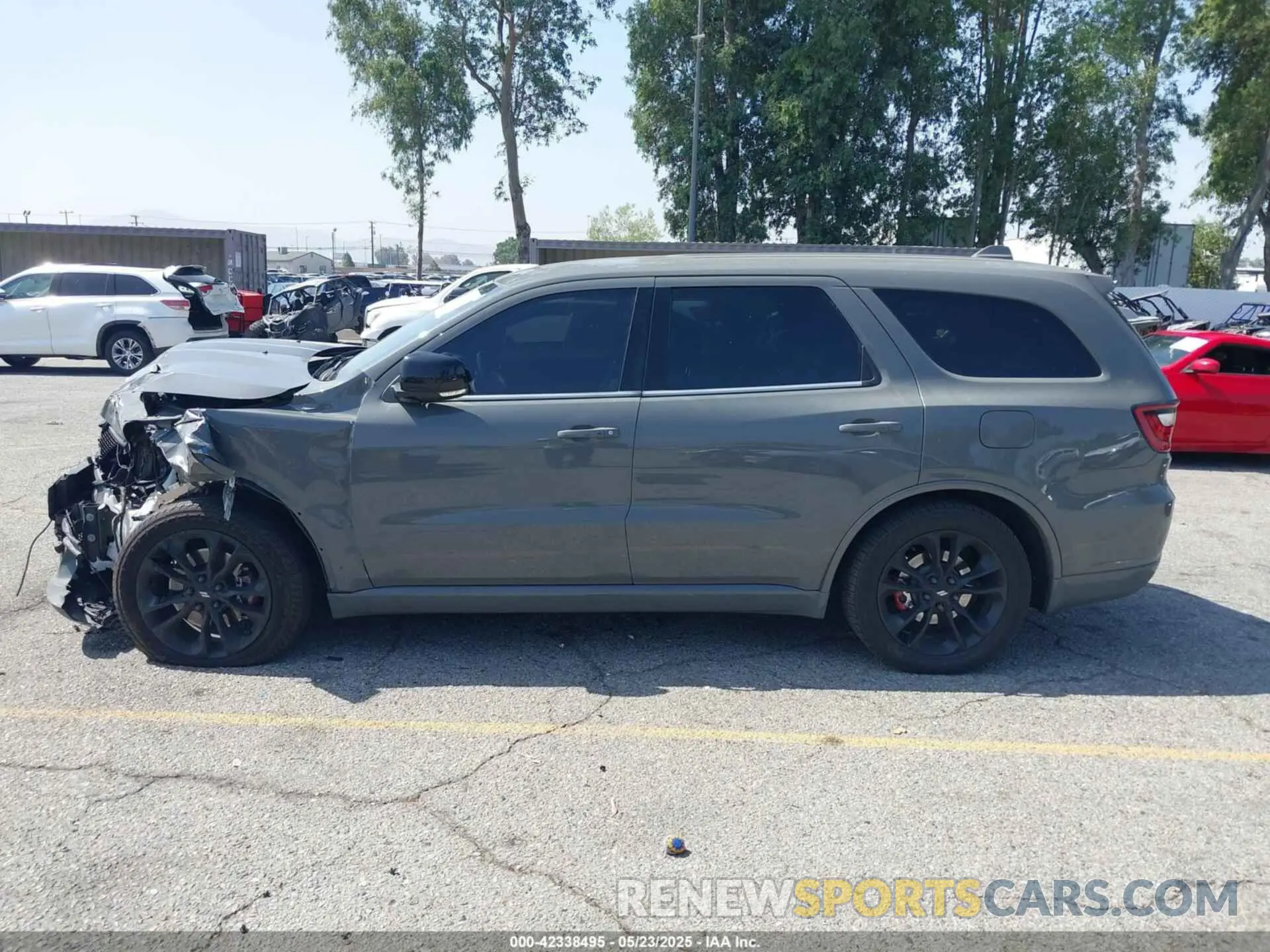 15 Photograph of a damaged car 1C4SDHCT4LC381145 DODGE DURANGO 2020