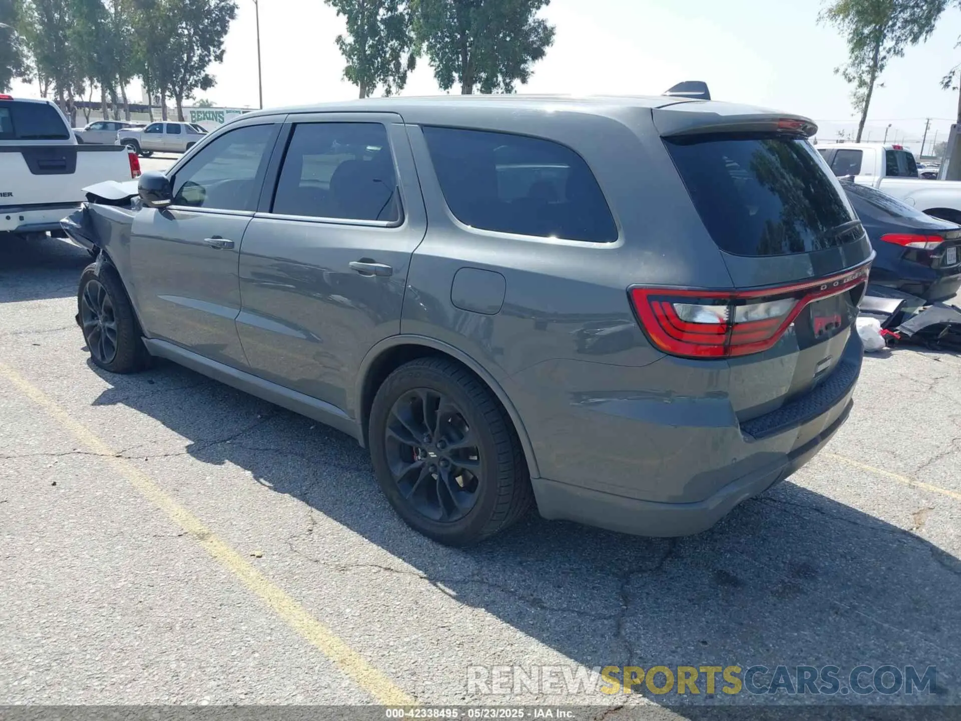3 Photograph of a damaged car 1C4SDHCT4LC381145 DODGE DURANGO 2020