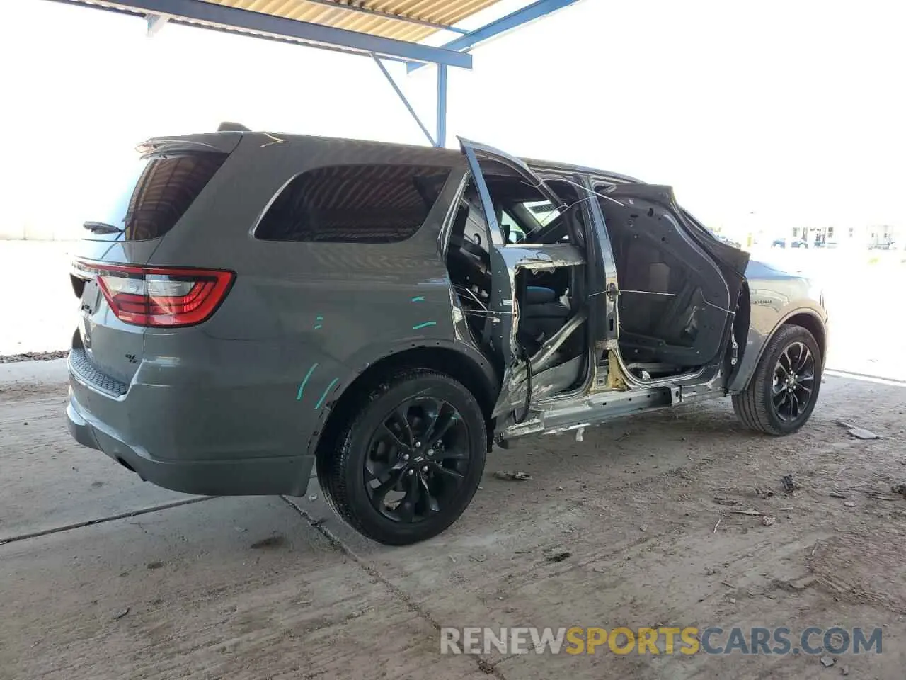 3 Photograph of a damaged car 1C4SDHCT5LC410863 DODGE DURANGO 2020