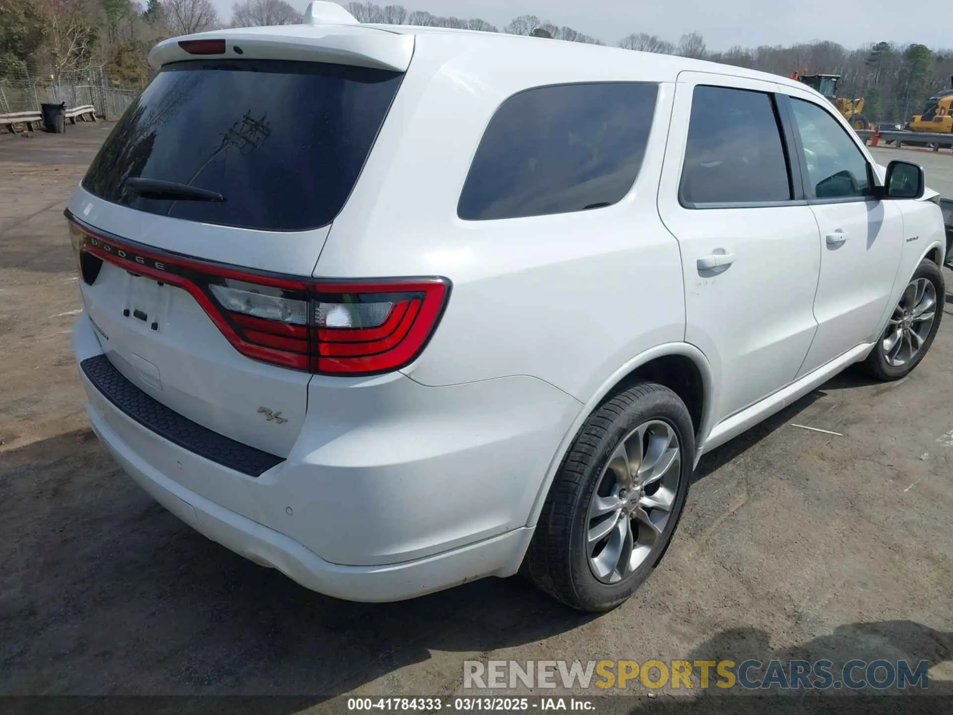 4 Photograph of a damaged car 1C4SDHCT6LC306897 DODGE DURANGO 2020