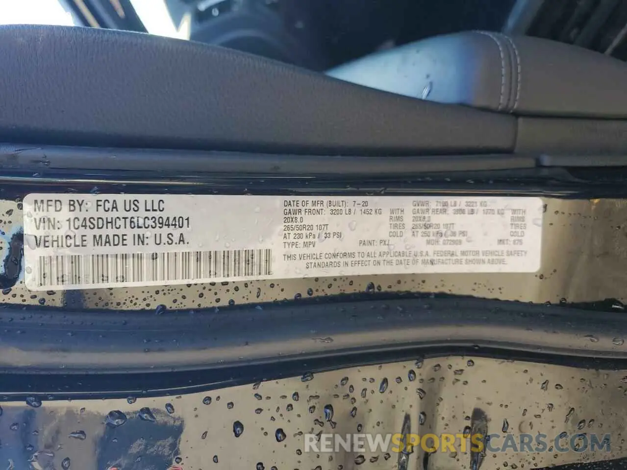 13 Photograph of a damaged car 1C4SDHCT6LC394401 DODGE DURANGO 2020