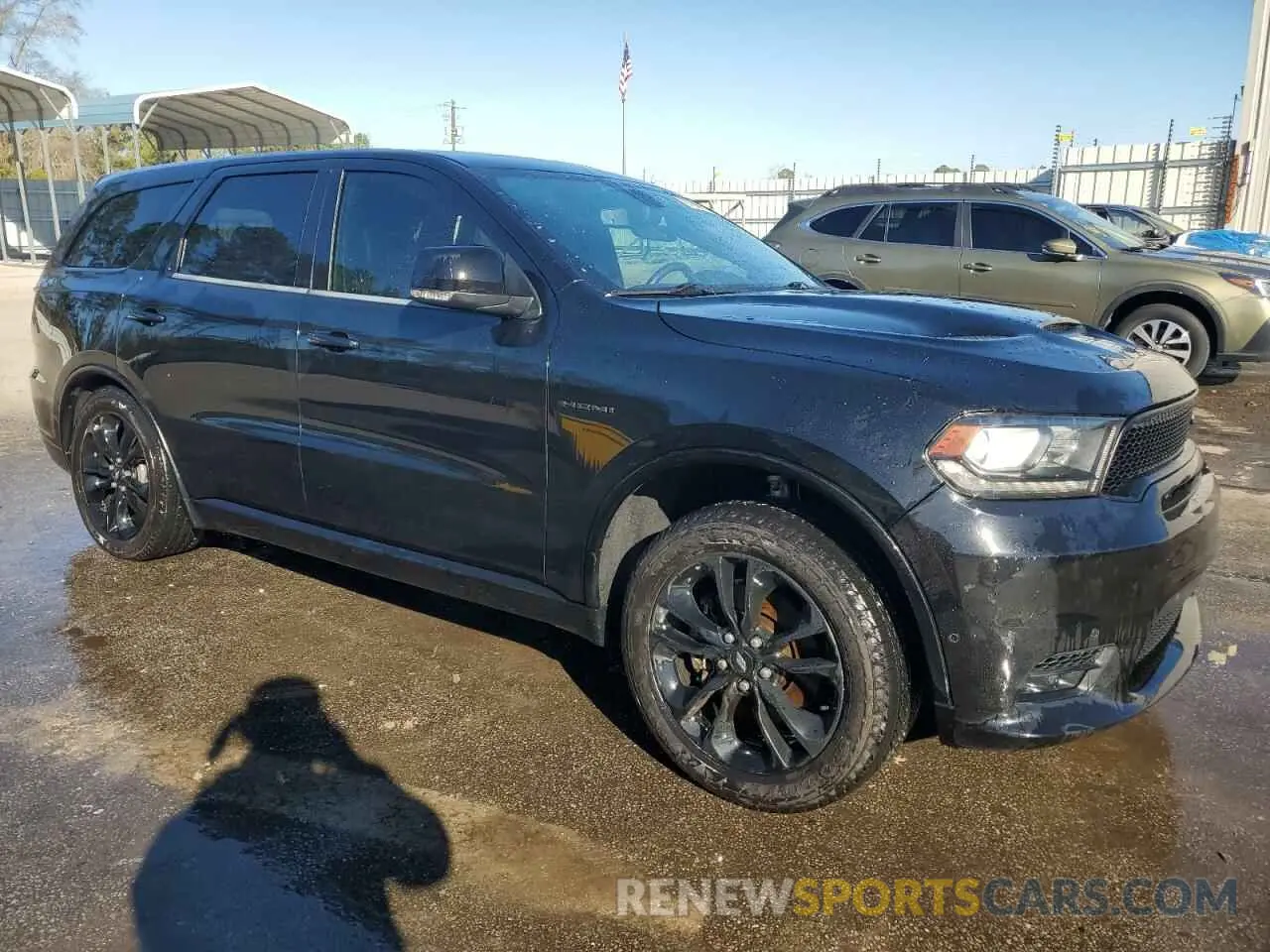 4 Photograph of a damaged car 1C4SDHCT6LC394401 DODGE DURANGO 2020