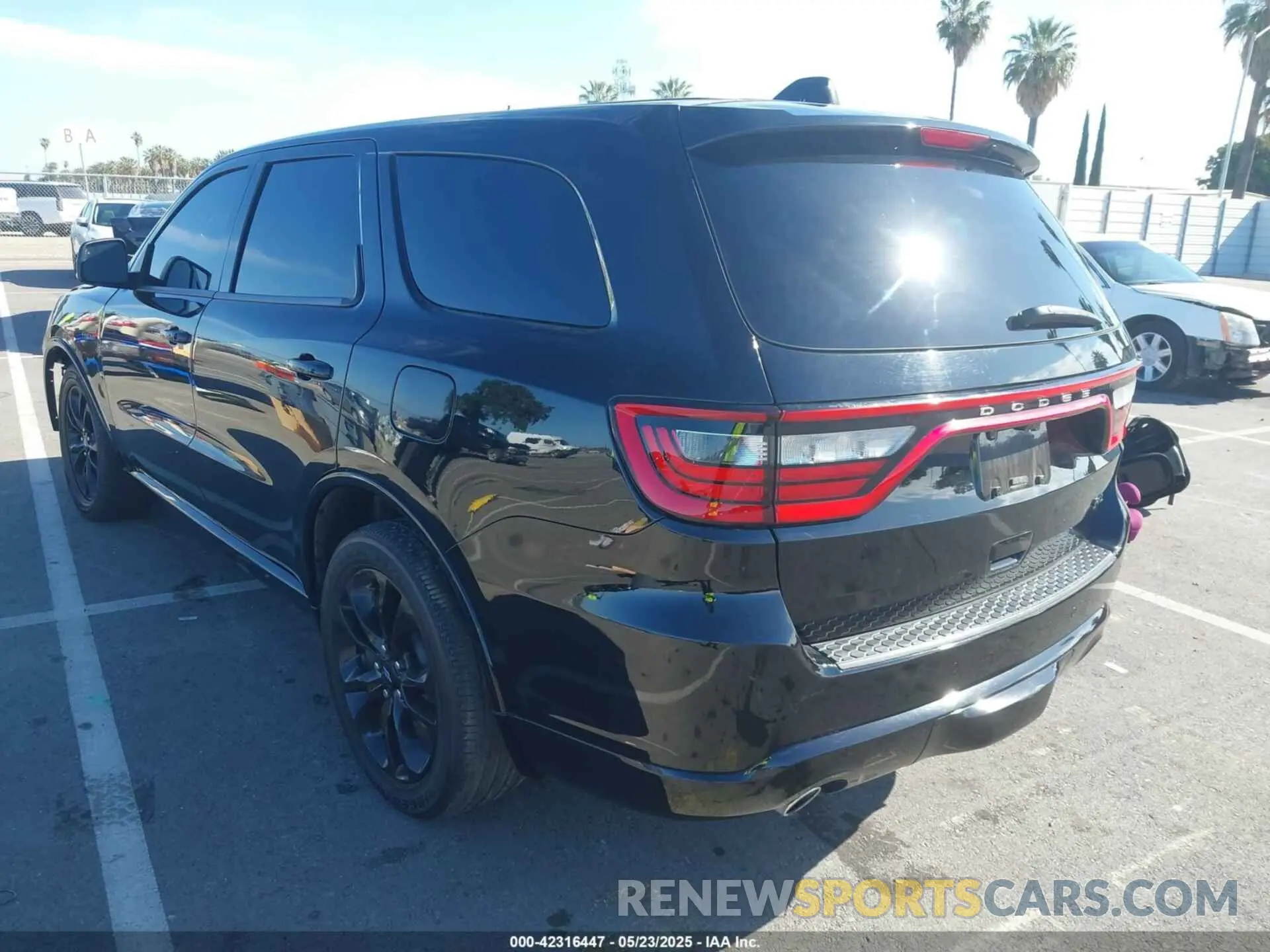 3 Photograph of a damaged car 1C4SDHCT7LC285798 DODGE DURANGO 2020