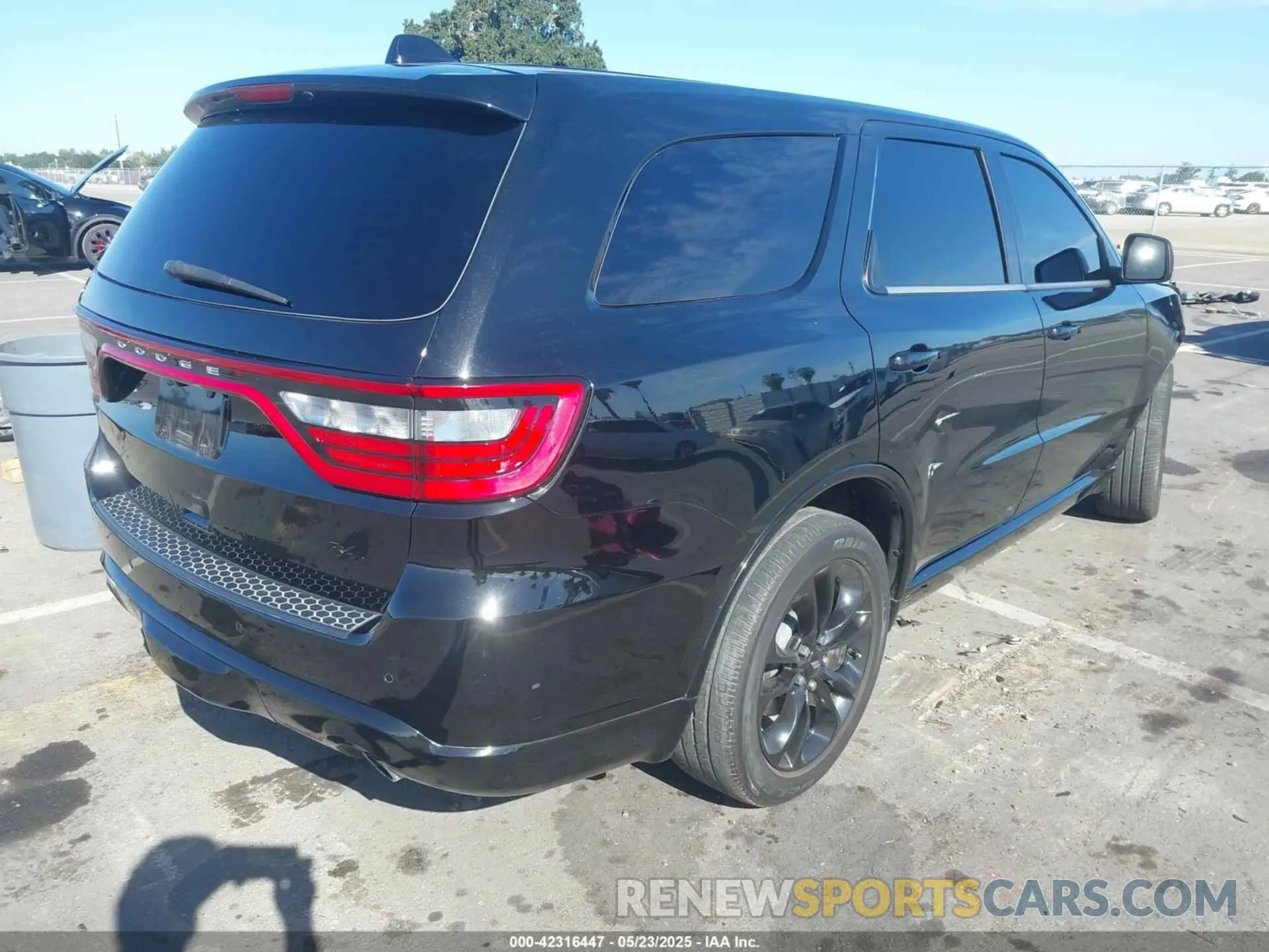 4 Photograph of a damaged car 1C4SDHCT7LC285798 DODGE DURANGO 2020