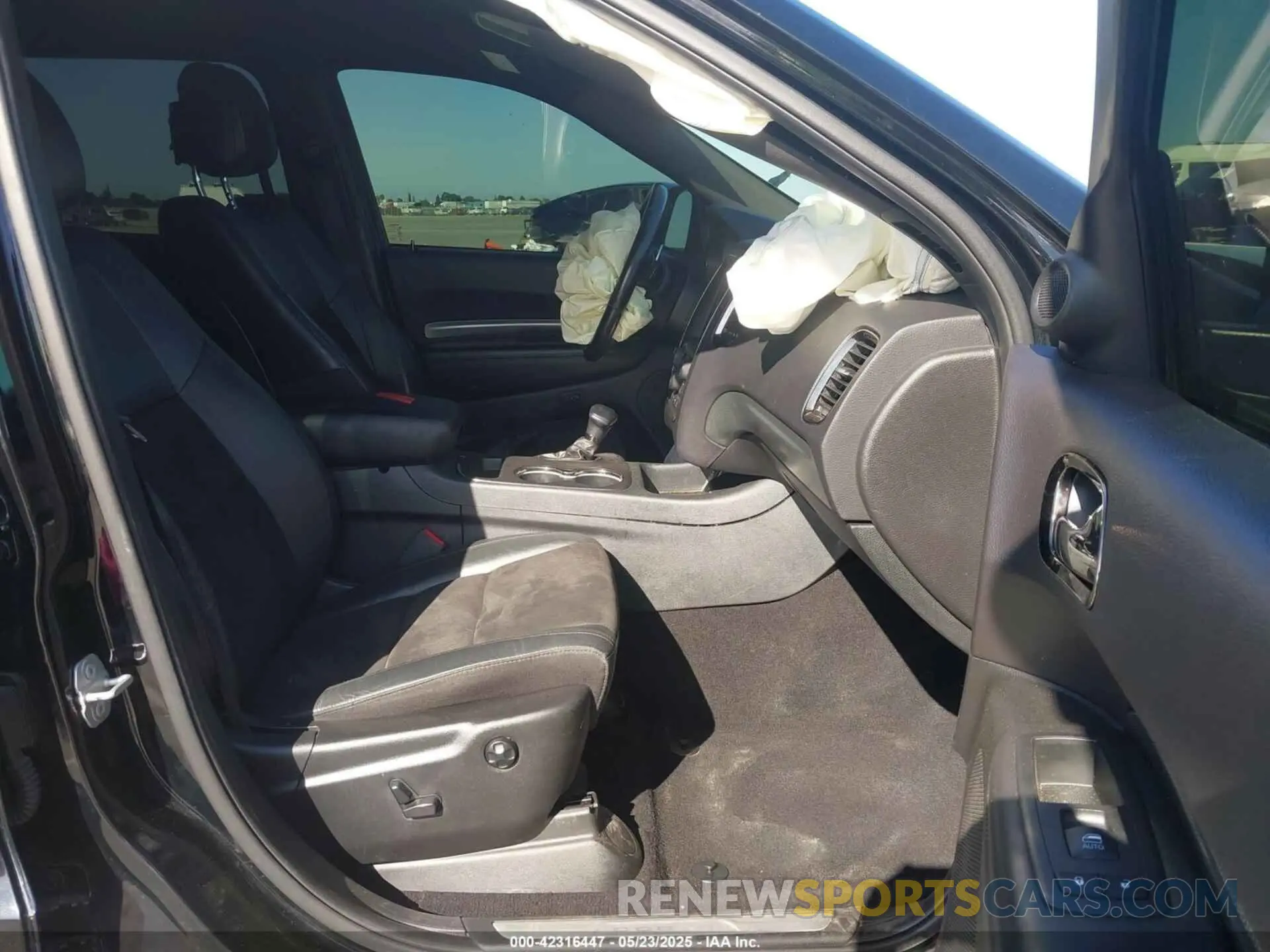 5 Photograph of a damaged car 1C4SDHCT7LC285798 DODGE DURANGO 2020
