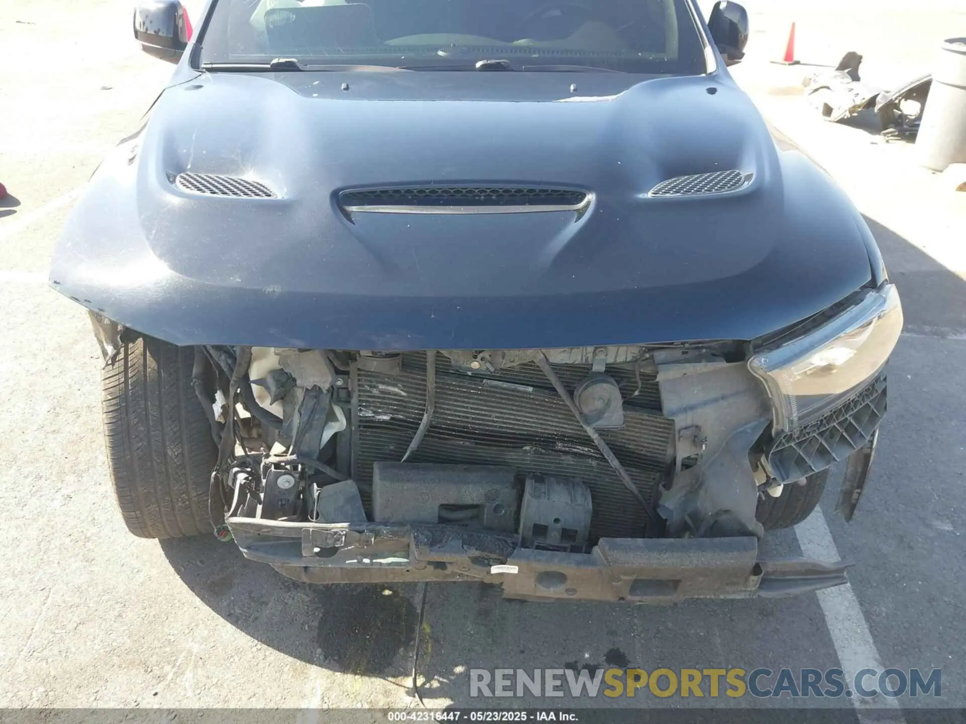 6 Photograph of a damaged car 1C4SDHCT7LC285798 DODGE DURANGO 2020