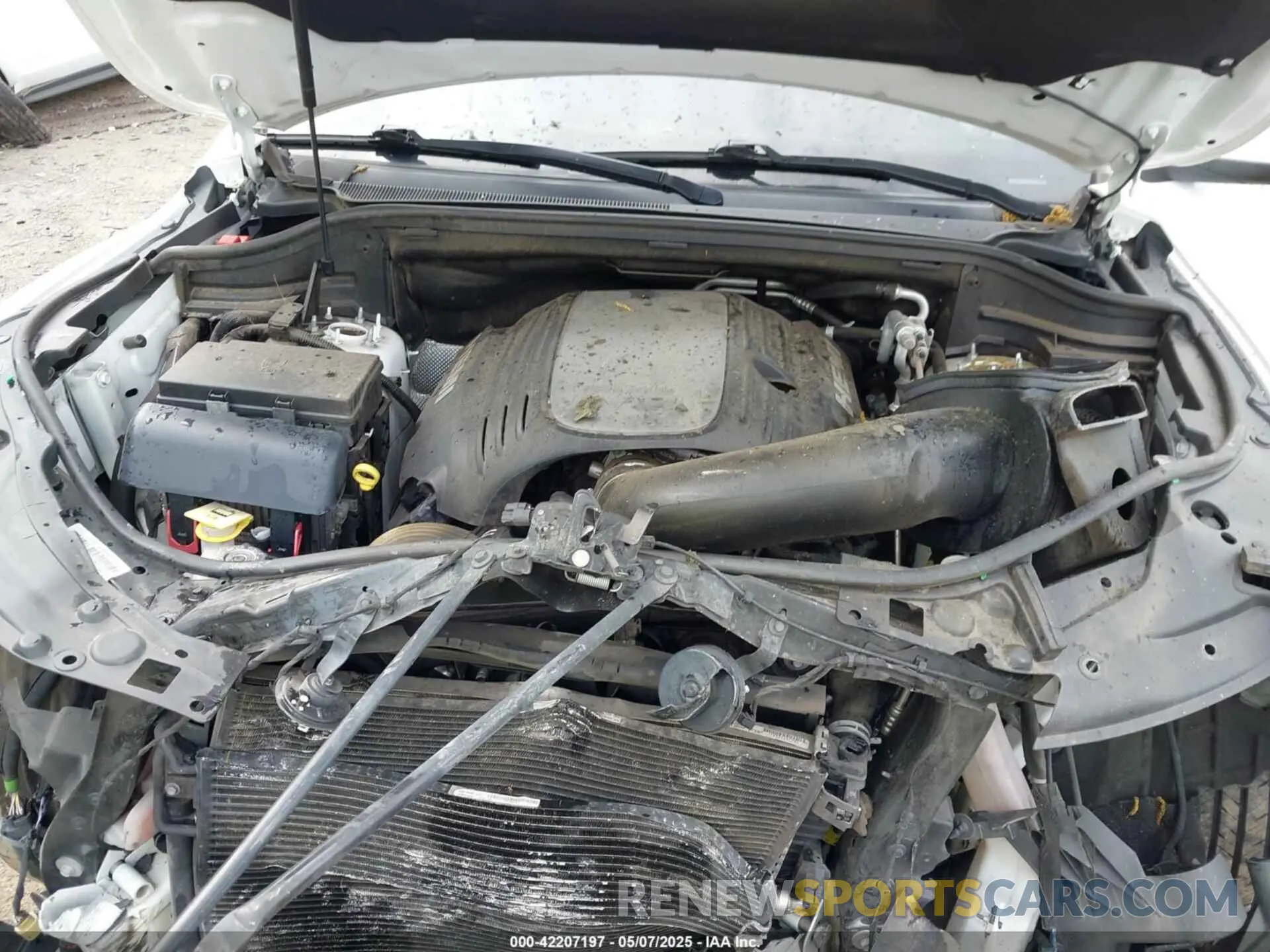 10 Photograph of a damaged car 1C4SDHCT8LC306884 DODGE DURANGO 2020