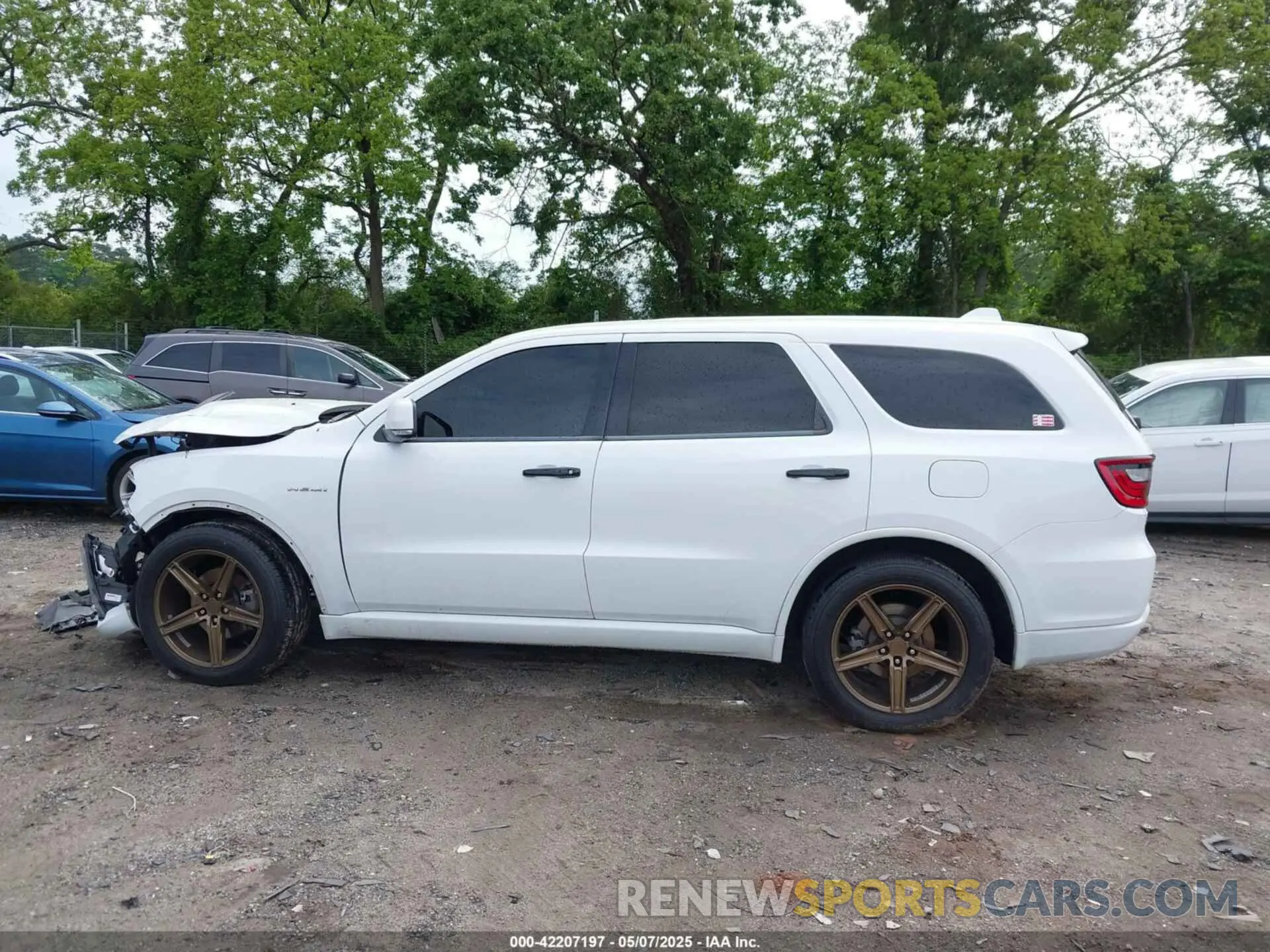 15 Photograph of a damaged car 1C4SDHCT8LC306884 DODGE DURANGO 2020