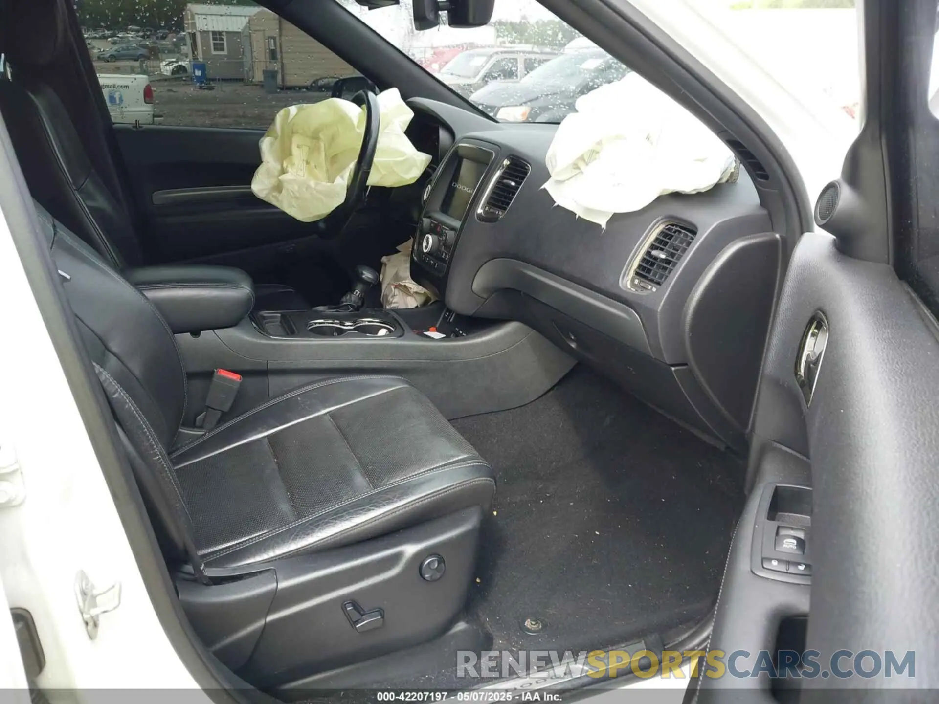5 Photograph of a damaged car 1C4SDHCT8LC306884 DODGE DURANGO 2020