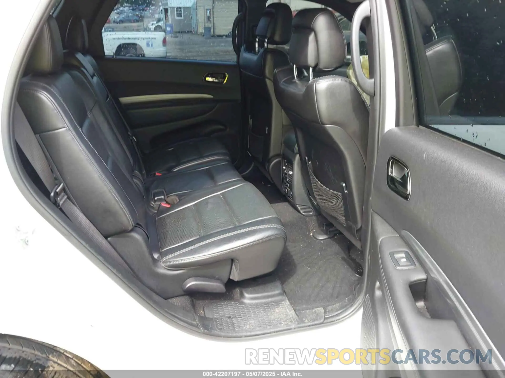 8 Photograph of a damaged car 1C4SDHCT8LC306884 DODGE DURANGO 2020
