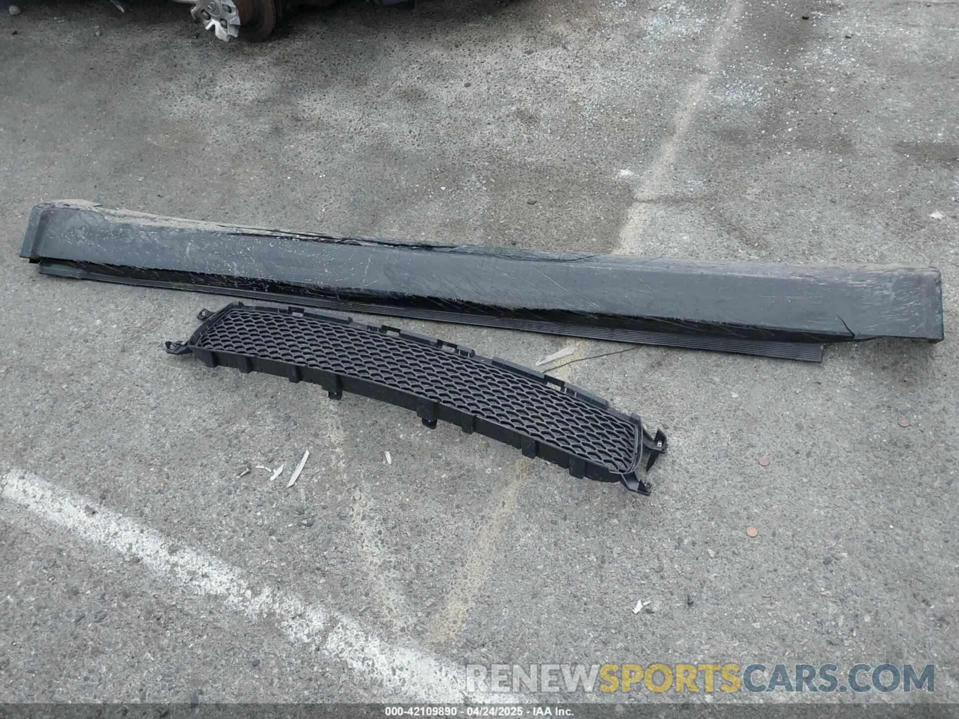 11 Photograph of a damaged car 1C4SDHCT8LC393492 DODGE DURANGO 2020