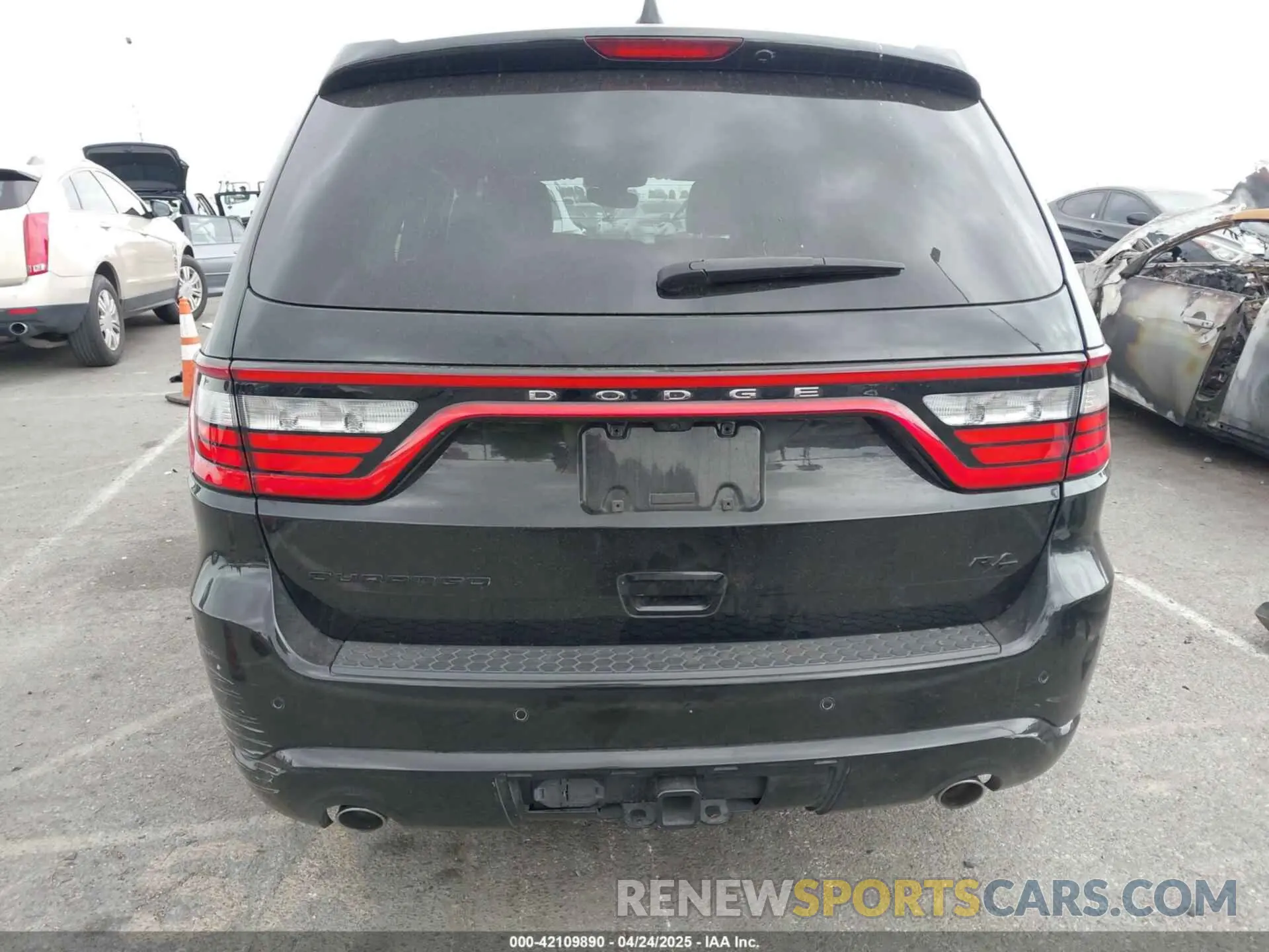 16 Photograph of a damaged car 1C4SDHCT8LC393492 DODGE DURANGO 2020
