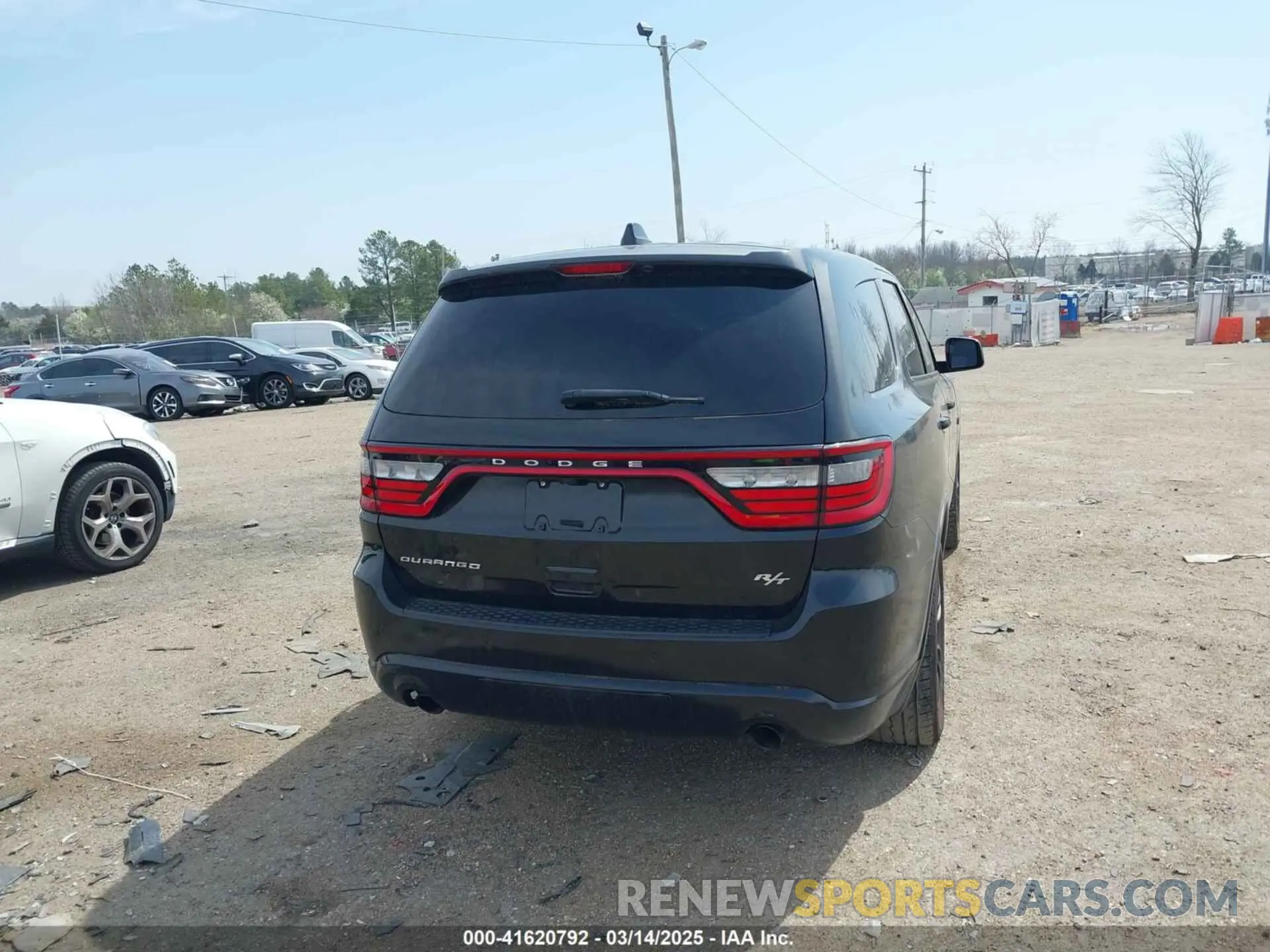 15 Photograph of a damaged car 1C4SDHCT8LC410596 DODGE DURANGO 2020