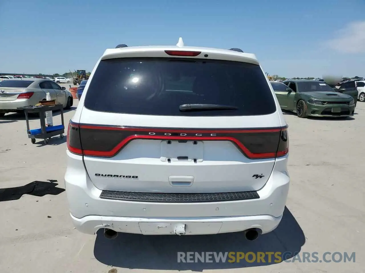 6 Photograph of a damaged car 1C4SDHCTXLC441560 DODGE DURANGO 2020