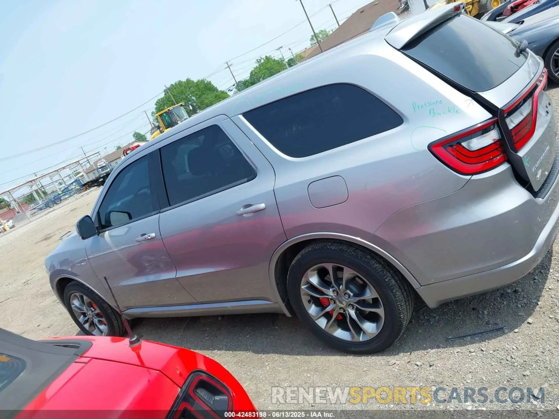14 Photograph of a damaged car 1C4SDJCT5LC114927 DODGE DURANGO 2020