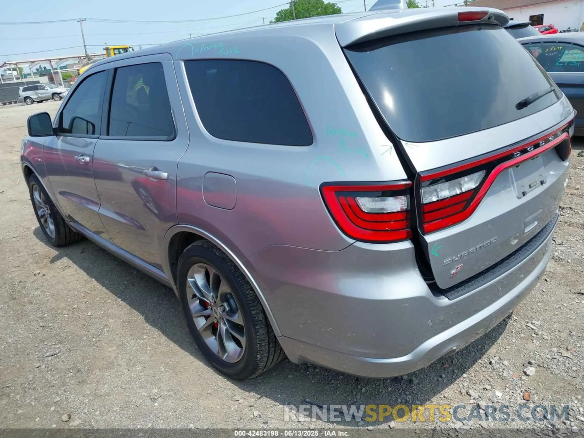 3 Photograph of a damaged car 1C4SDJCT5LC114927 DODGE DURANGO 2020