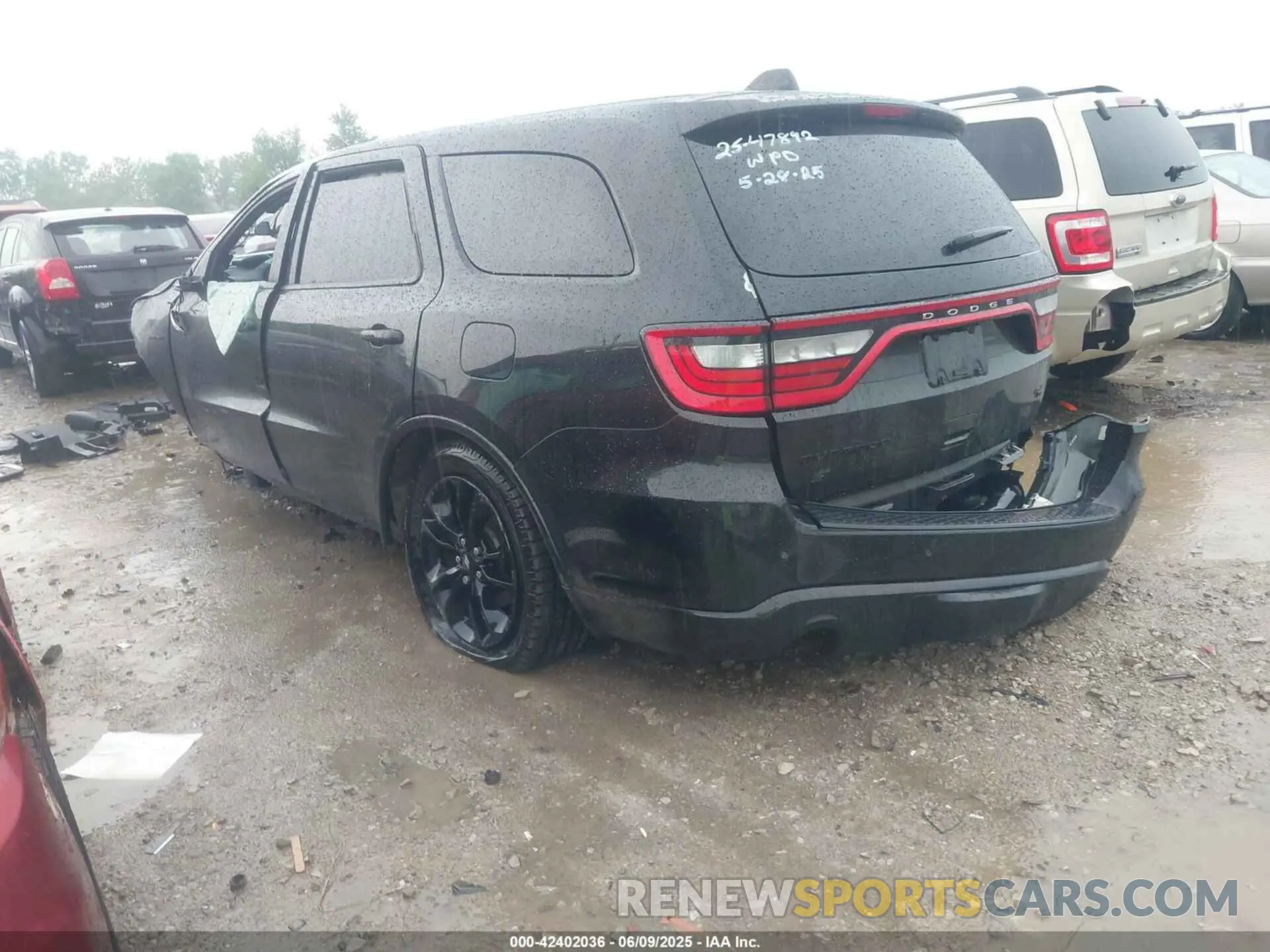 3 Photograph of a damaged car 1C4SDJCT9LC192708 DODGE DURANGO 2020