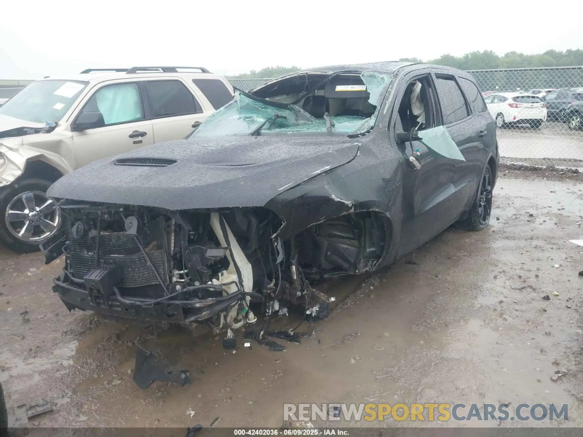 6 Photograph of a damaged car 1C4SDJCT9LC192708 DODGE DURANGO 2020