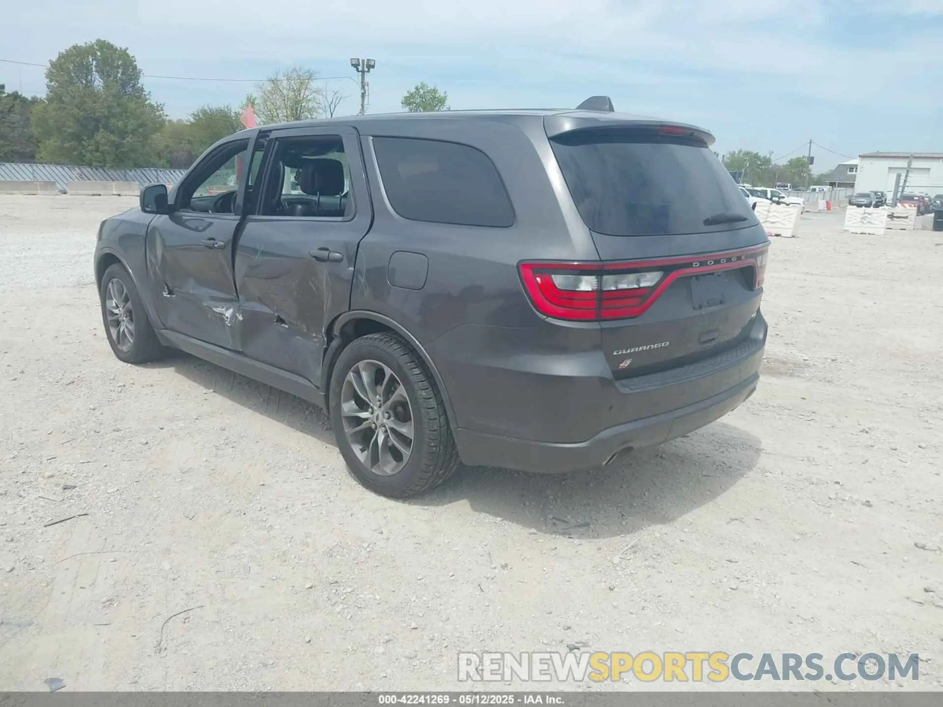 3 Photograph of a damaged car 1C4SDJCTXLC146417 DODGE DURANGO 2020