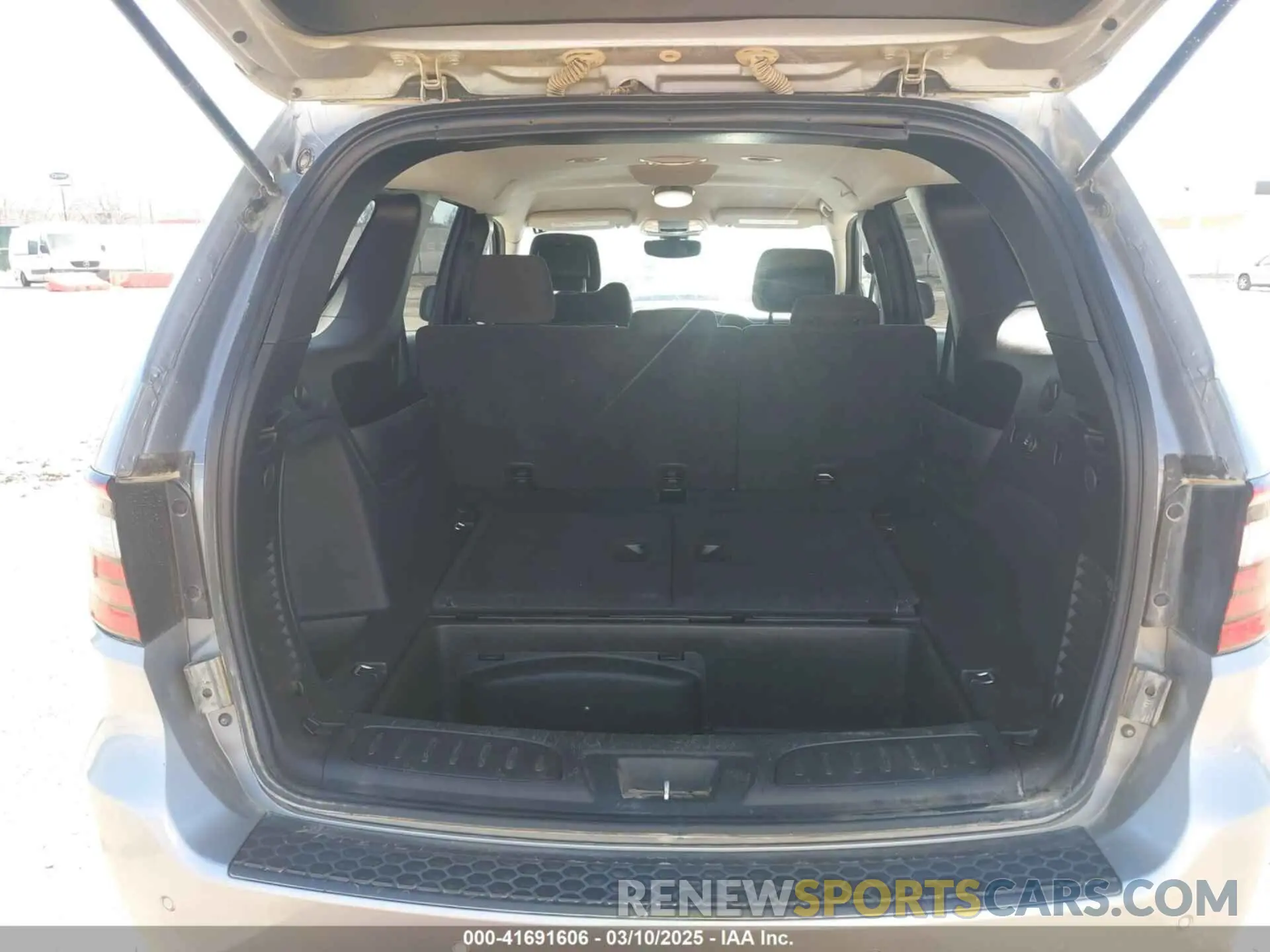 16 Photograph of a damaged car 1C4SDJFTXLC381850 DODGE DURANGO 2020