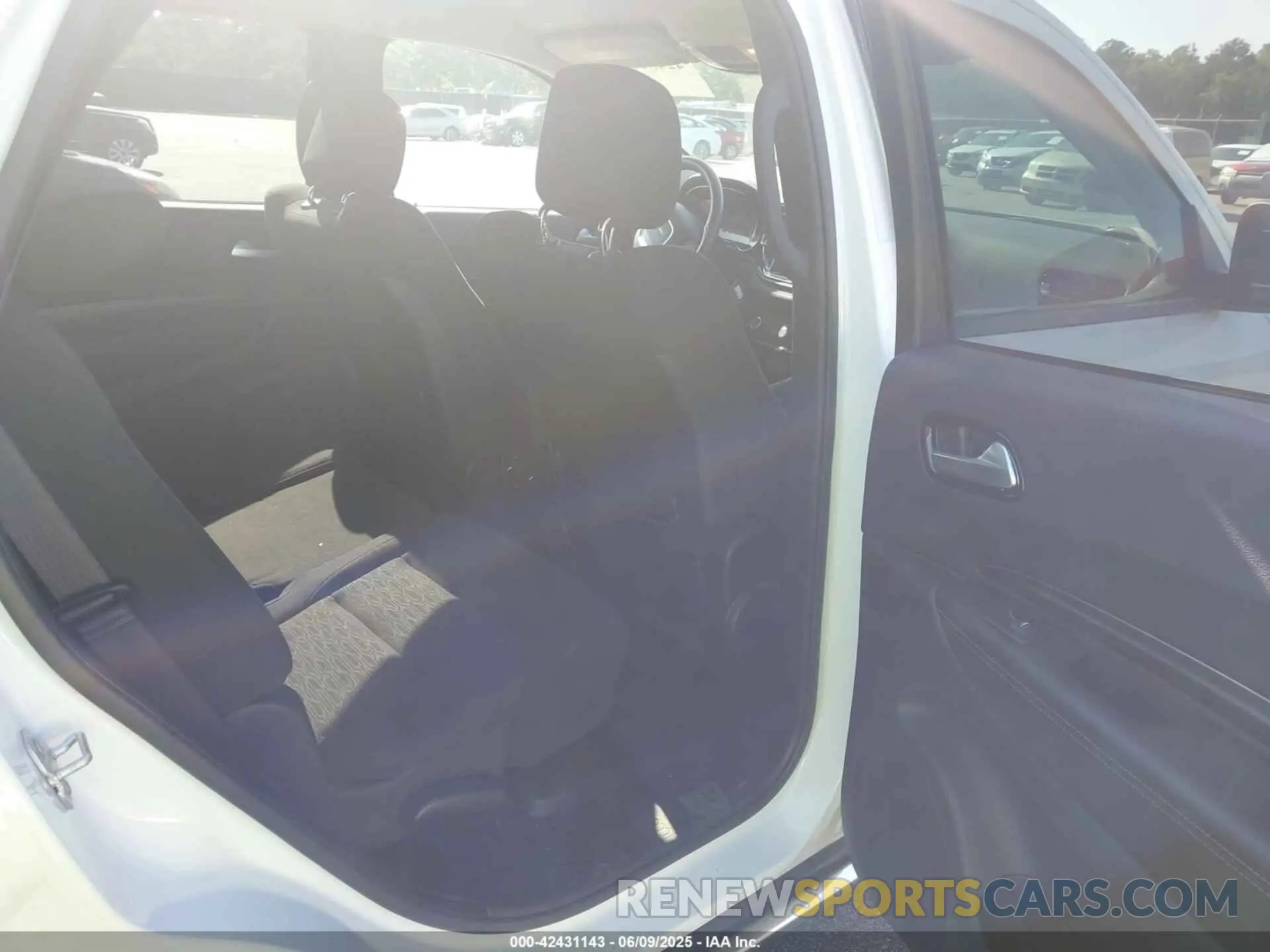 8 Photograph of a damaged car 1C4RDHAG6MC721451 DODGE DURANGO 2021
