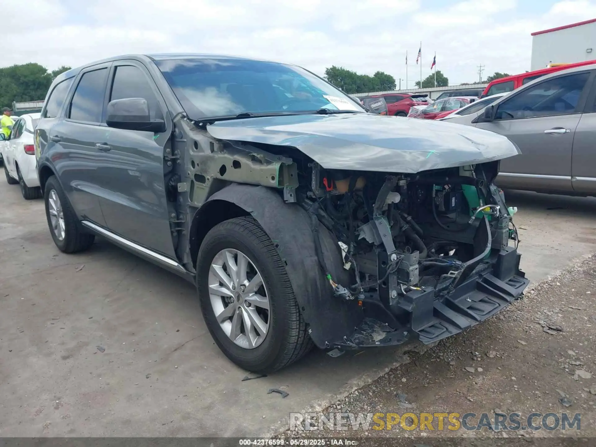 1 Photograph of a damaged car 1C4RDHAG9MC760583 DODGE DURANGO 2021