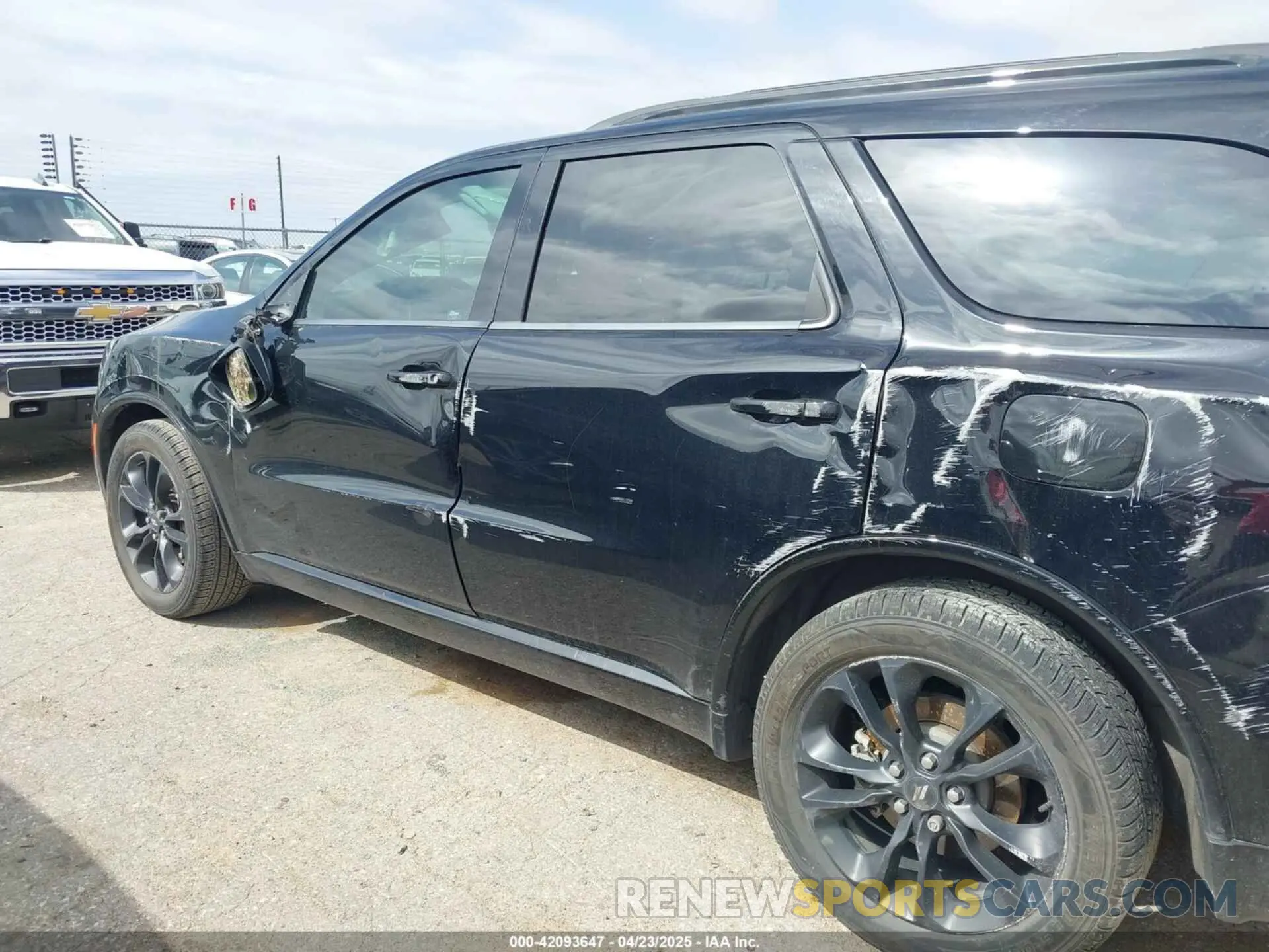 16 Photograph of a damaged car 1C4RDHDG2MC609306 DODGE DURANGO 2021
