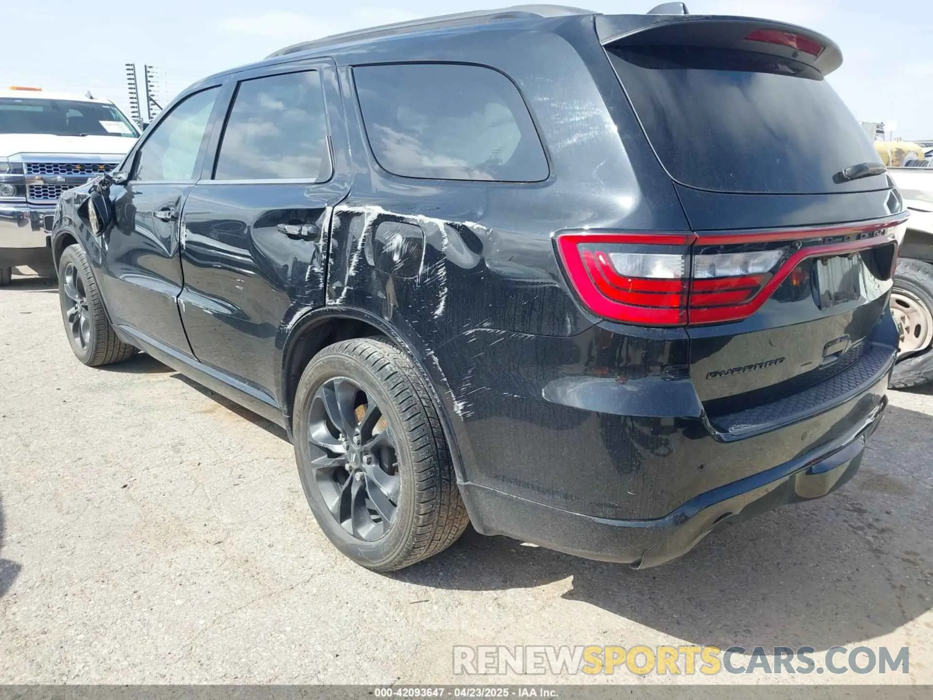 3 Photograph of a damaged car 1C4RDHDG2MC609306 DODGE DURANGO 2021
