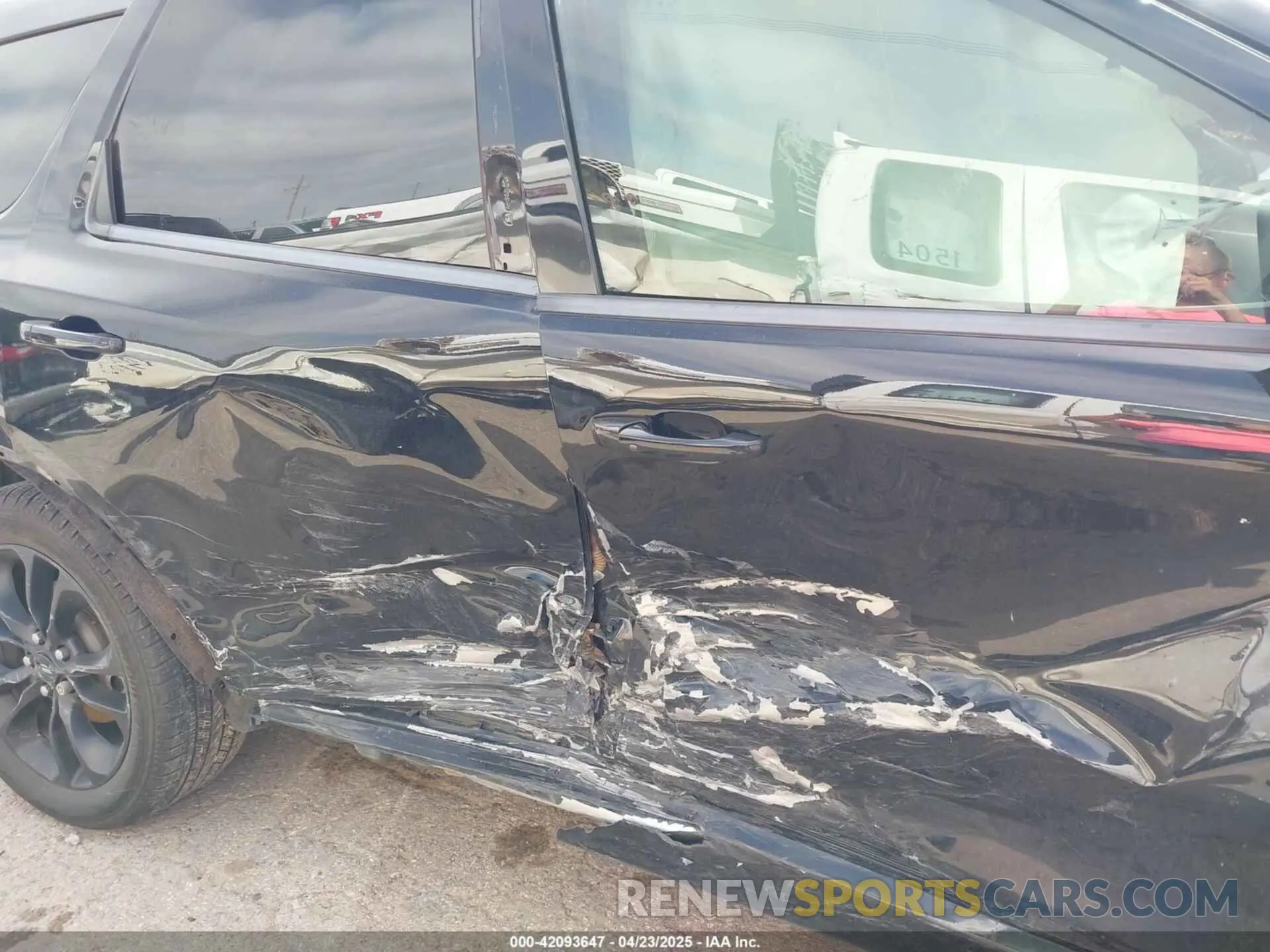 6 Photograph of a damaged car 1C4RDHDG2MC609306 DODGE DURANGO 2021