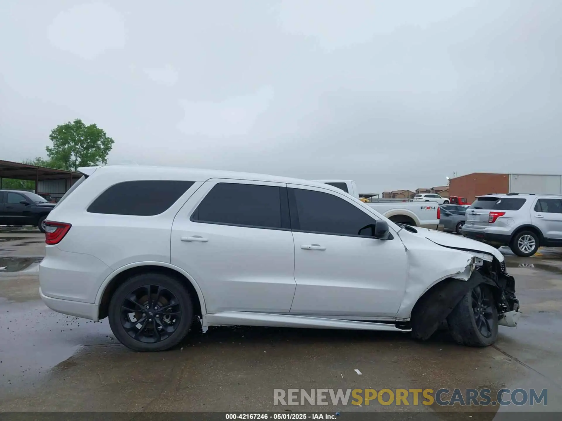 14 Photograph of a damaged car 1C4RDHDG7MC661322 DODGE DURANGO 2021