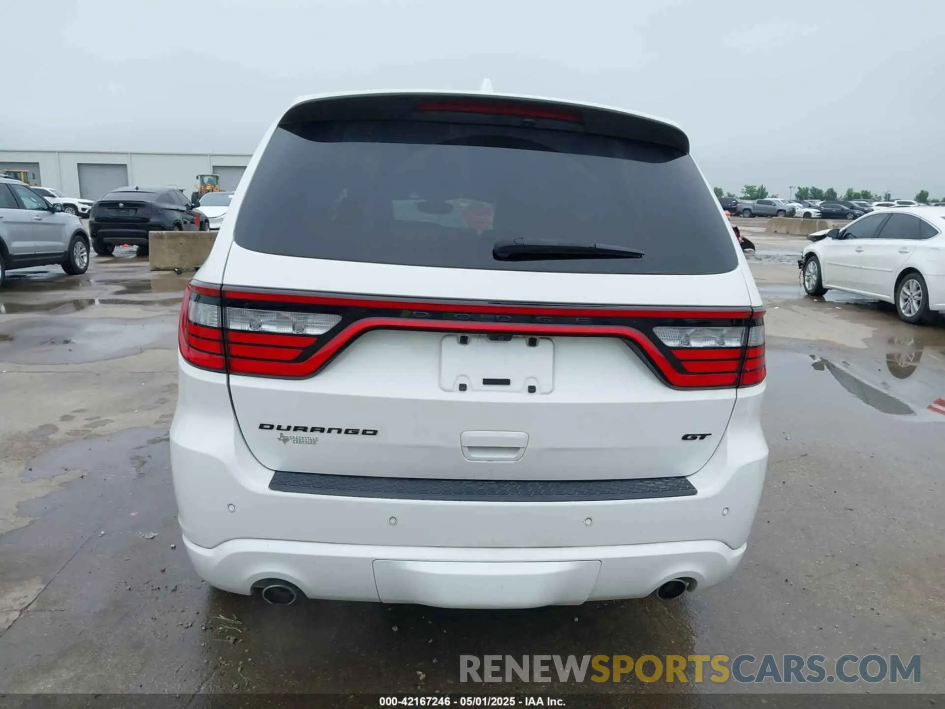 17 Photograph of a damaged car 1C4RDHDG7MC661322 DODGE DURANGO 2021