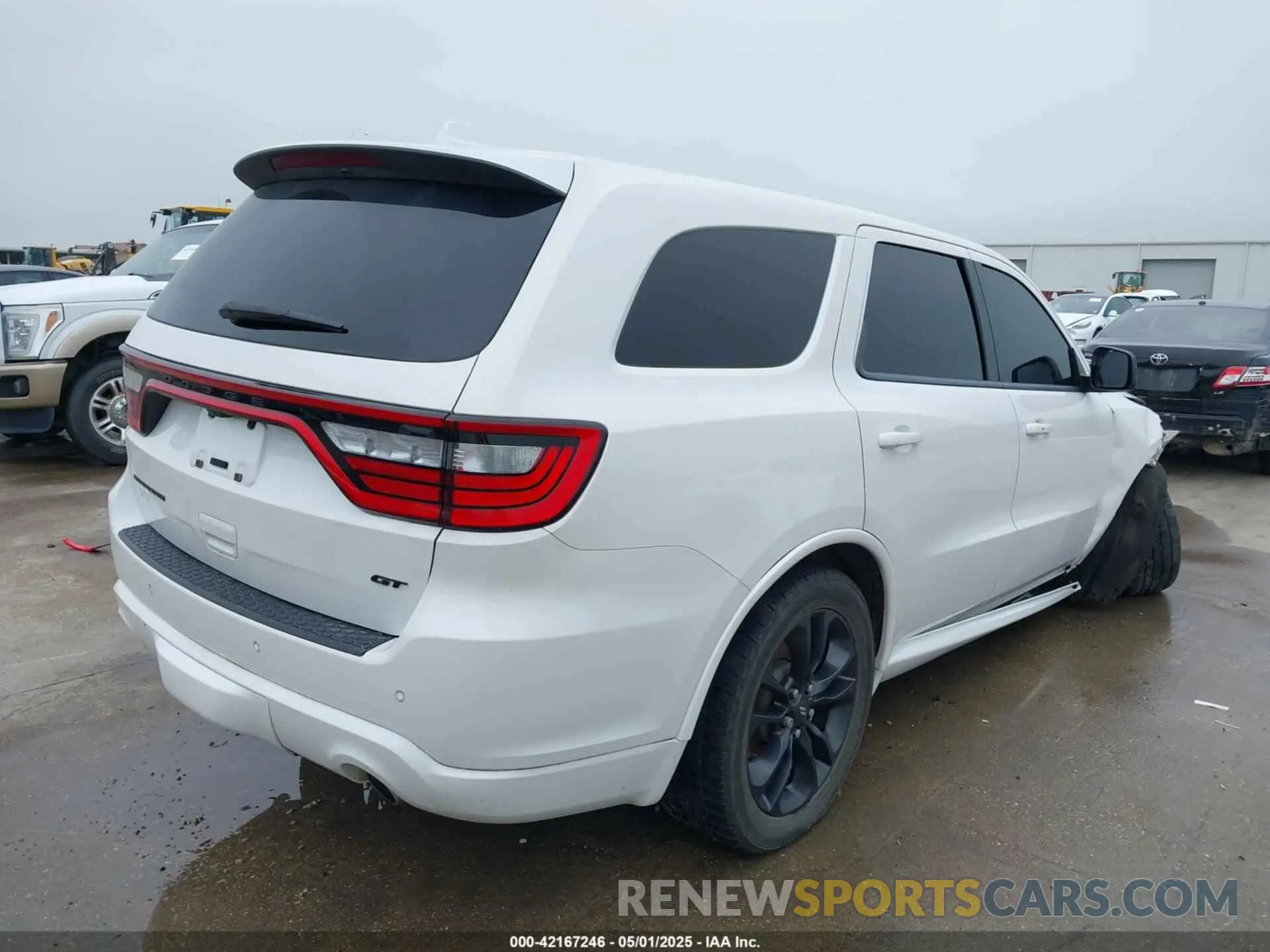 4 Photograph of a damaged car 1C4RDHDG7MC661322 DODGE DURANGO 2021