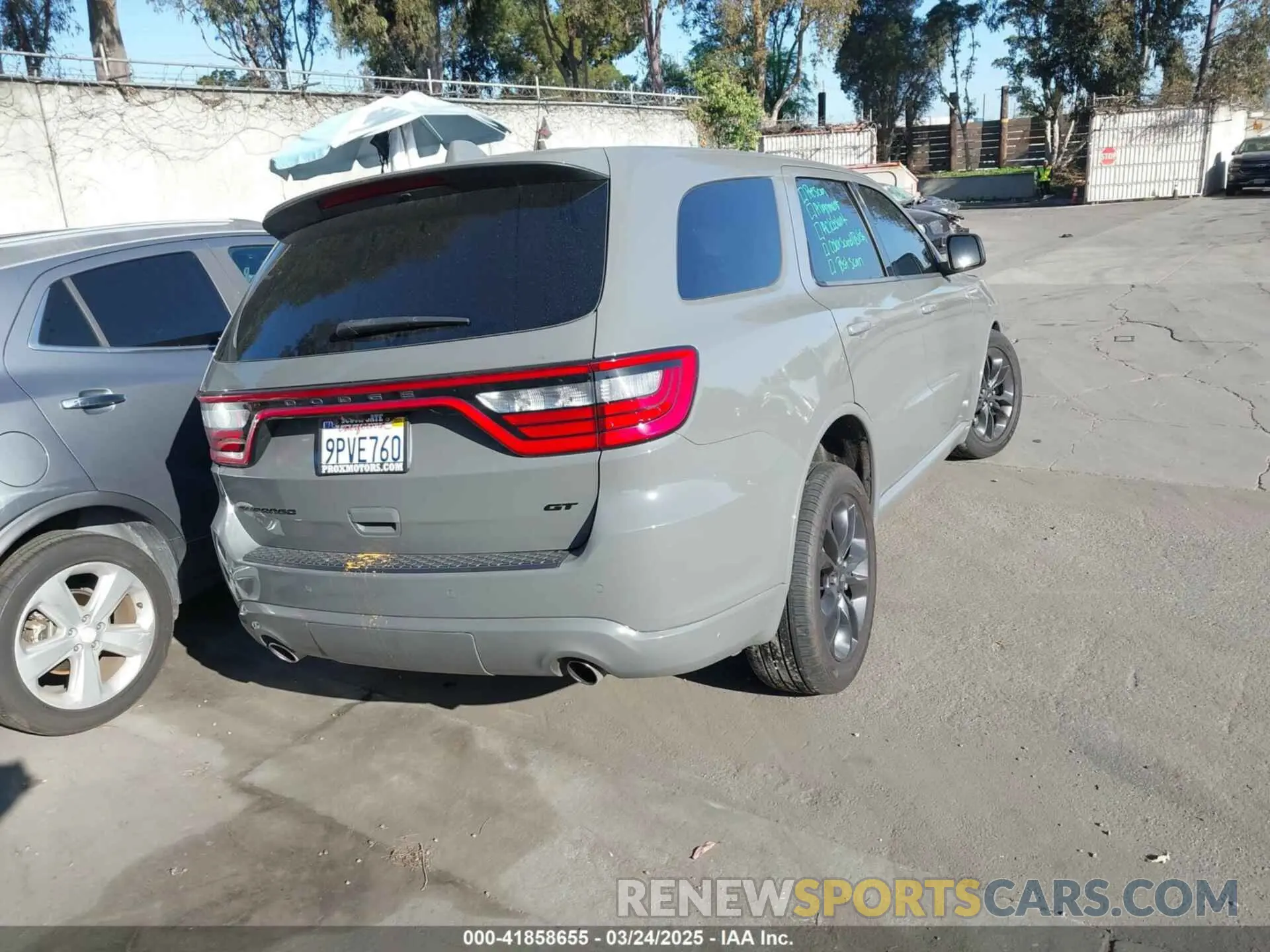 4 Photograph of a damaged car 1C4RDHDG8MC554523 DODGE DURANGO 2021