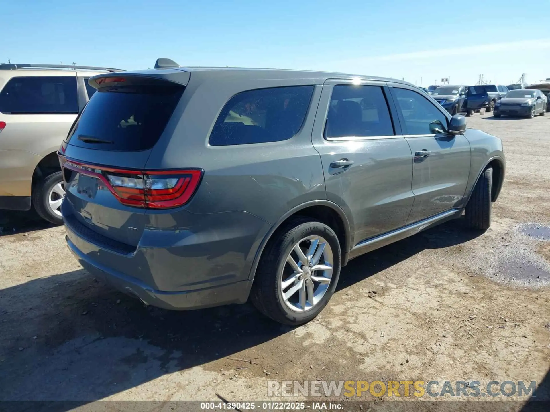4 Photograph of a damaged car 1C4RDHDG8MC626806 DODGE DURANGO 2021