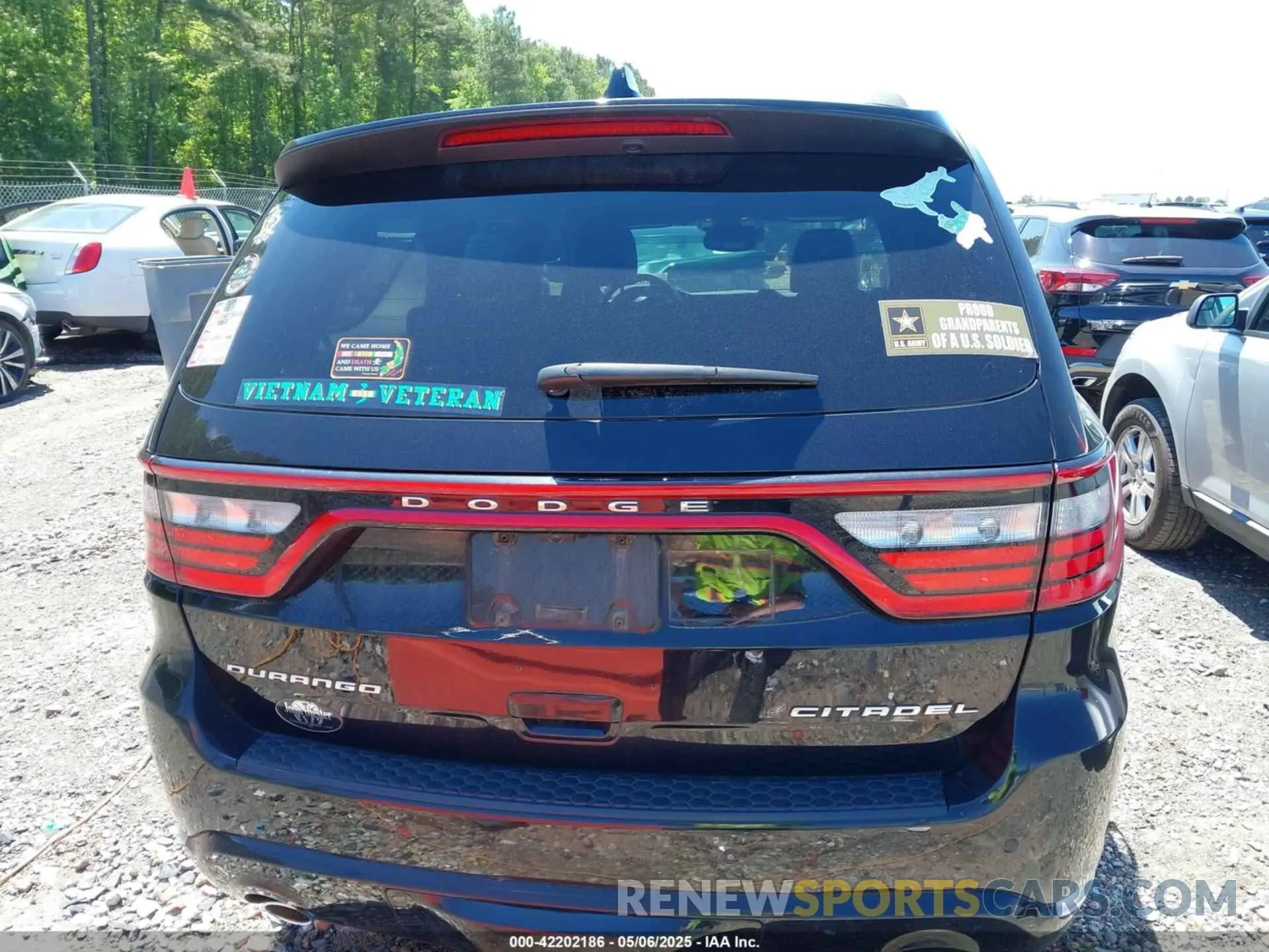 16 Photograph of a damaged car 1C4RDHEG6MC630660 DODGE DURANGO 2021