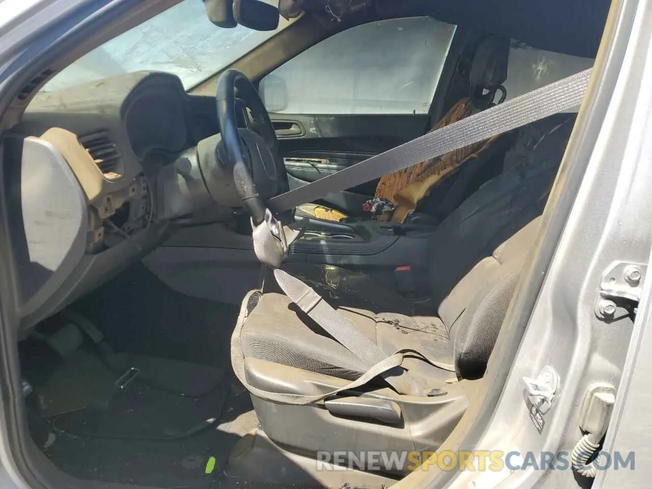 7 Photograph of a damaged car 1C4RDJAG4MC547368 DODGE DURANGO 2021