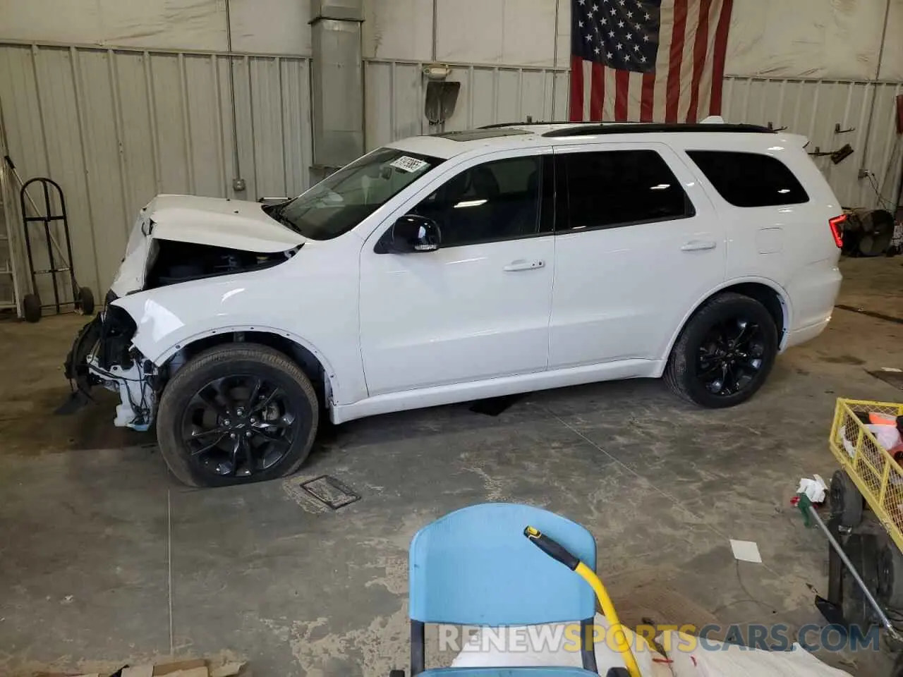 1 Photograph of a damaged car 1C4RDJDG0MC572246 DODGE DURANGO 2021