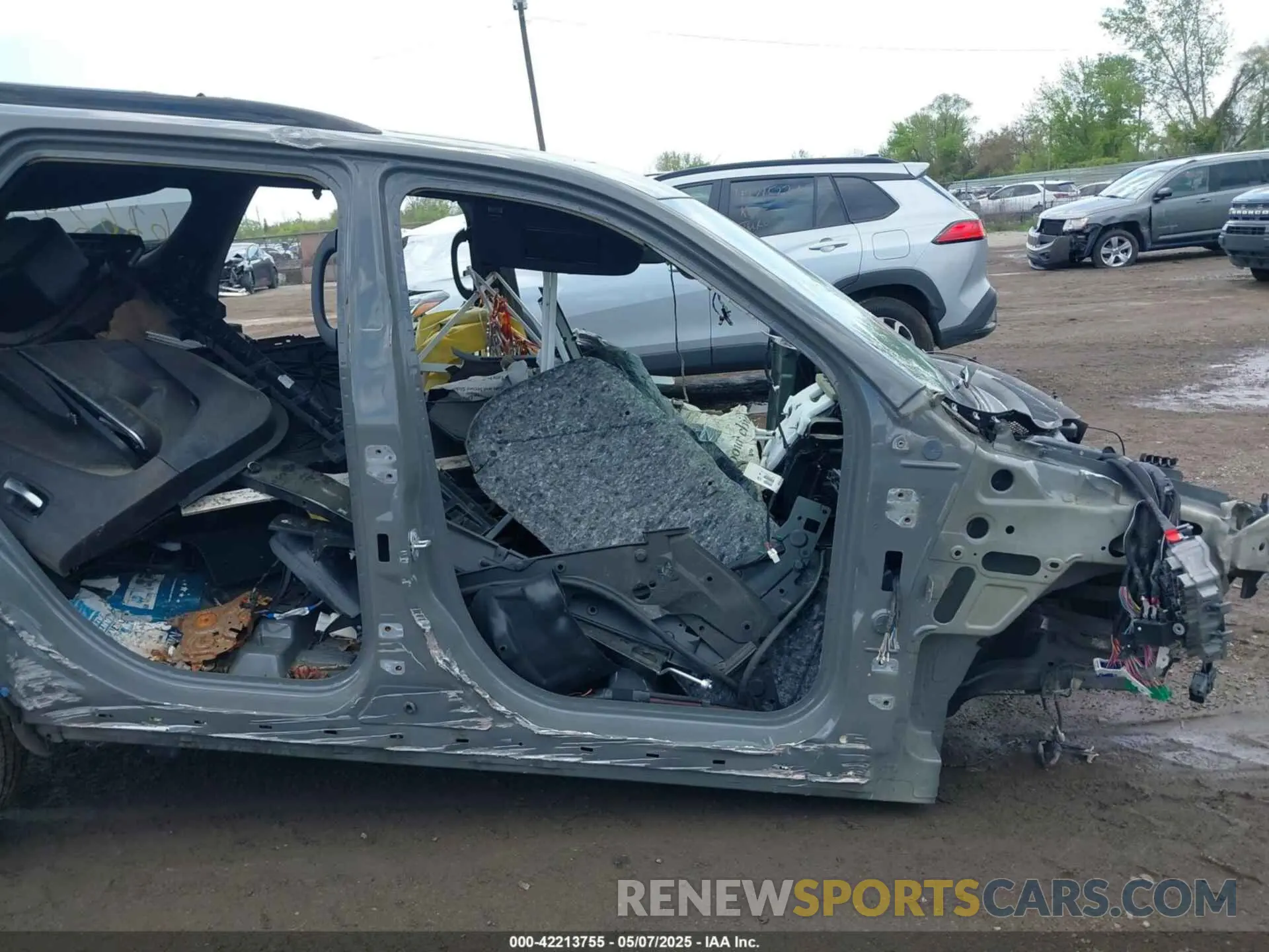 12 Photograph of a damaged car 1C4RDJDG0MC626290 DODGE DURANGO 2021