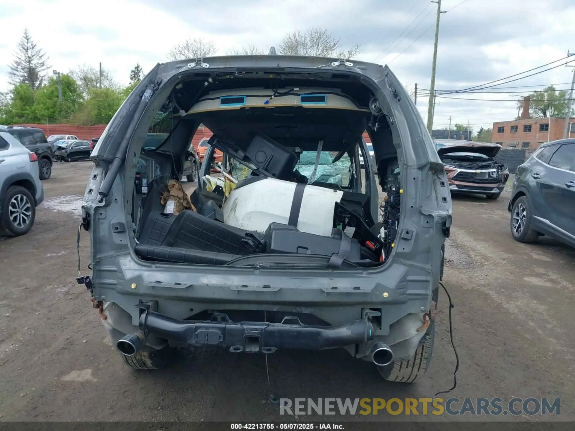 15 Photograph of a damaged car 1C4RDJDG0MC626290 DODGE DURANGO 2021