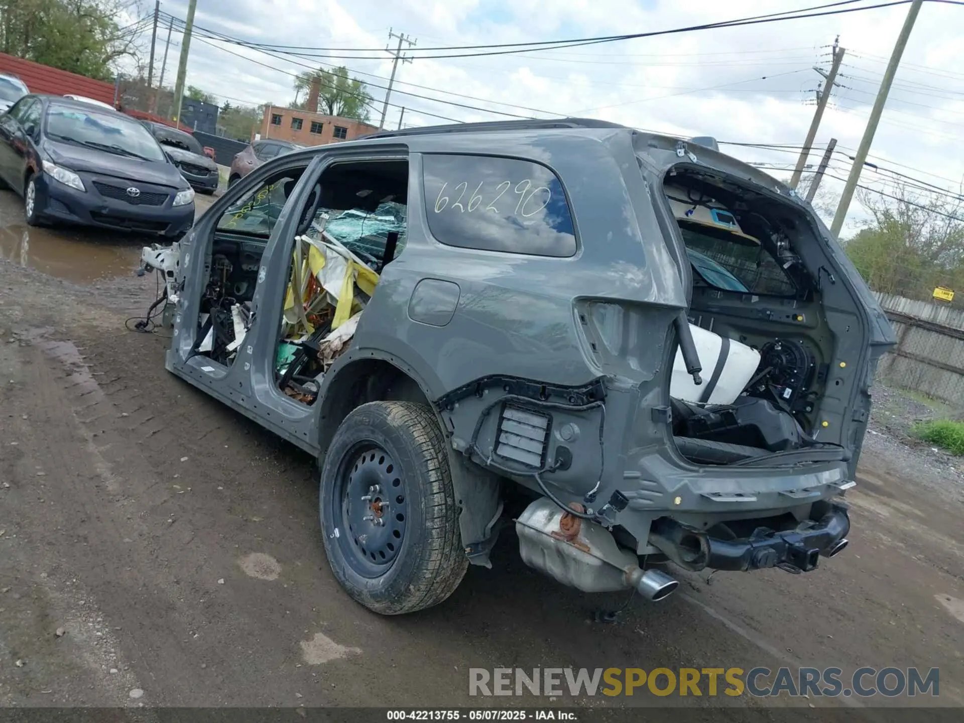 3 Photograph of a damaged car 1C4RDJDG0MC626290 DODGE DURANGO 2021
