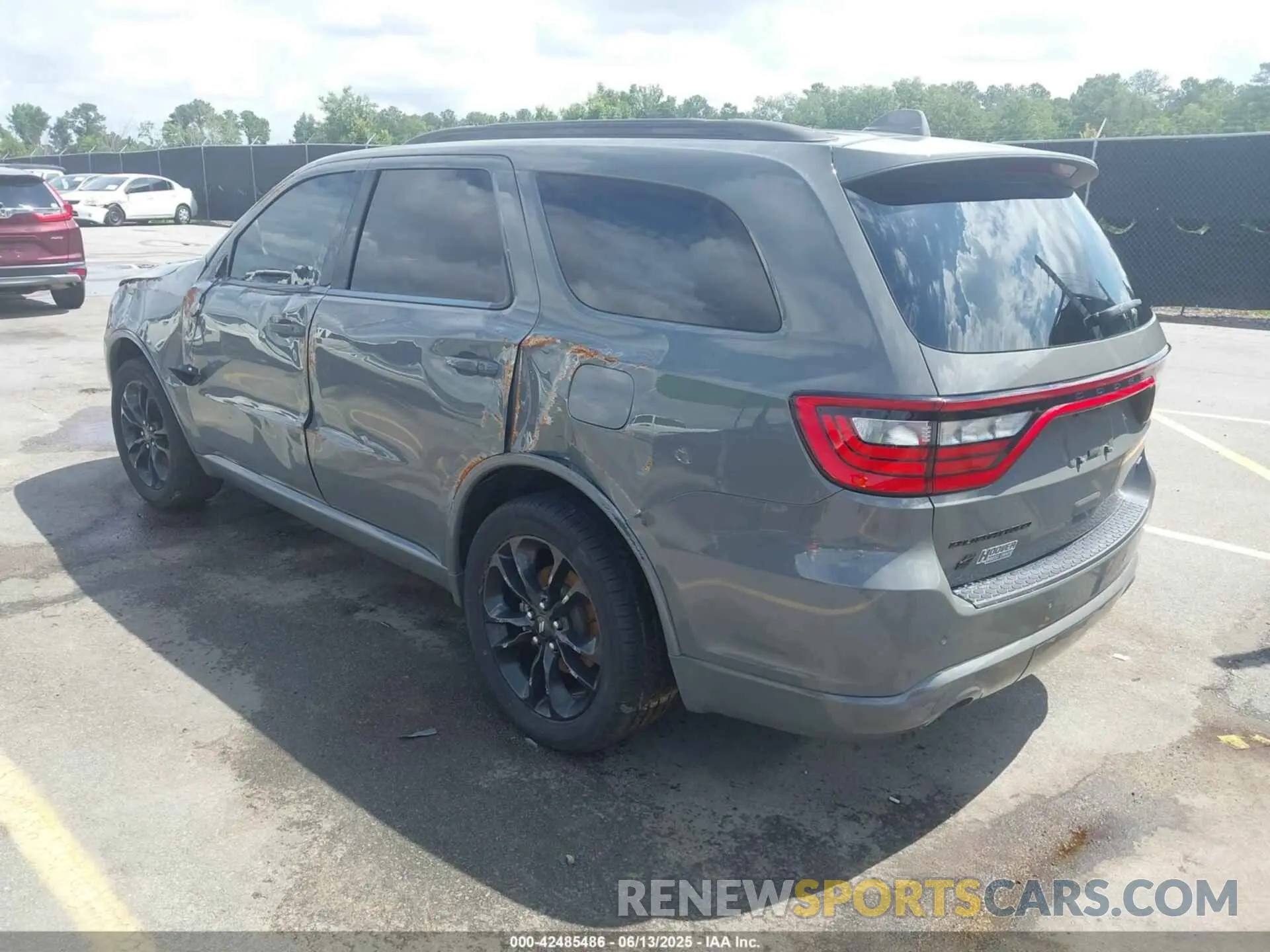 3 Photograph of a damaged car 1C4RDJDG2MC697331 DODGE DURANGO 2021