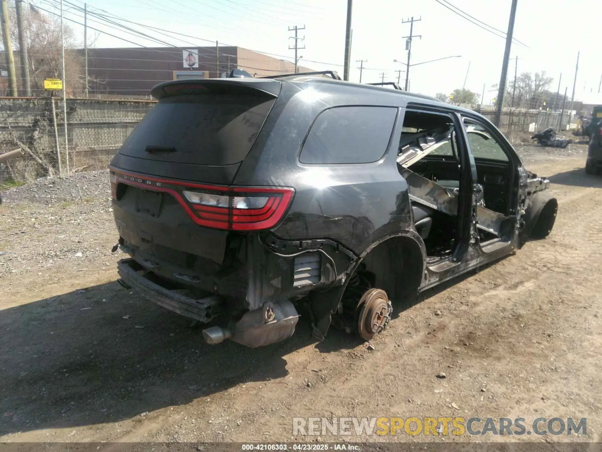 4 Photograph of a damaged car 1C4RDJDG3MC521002 DODGE DURANGO 2021