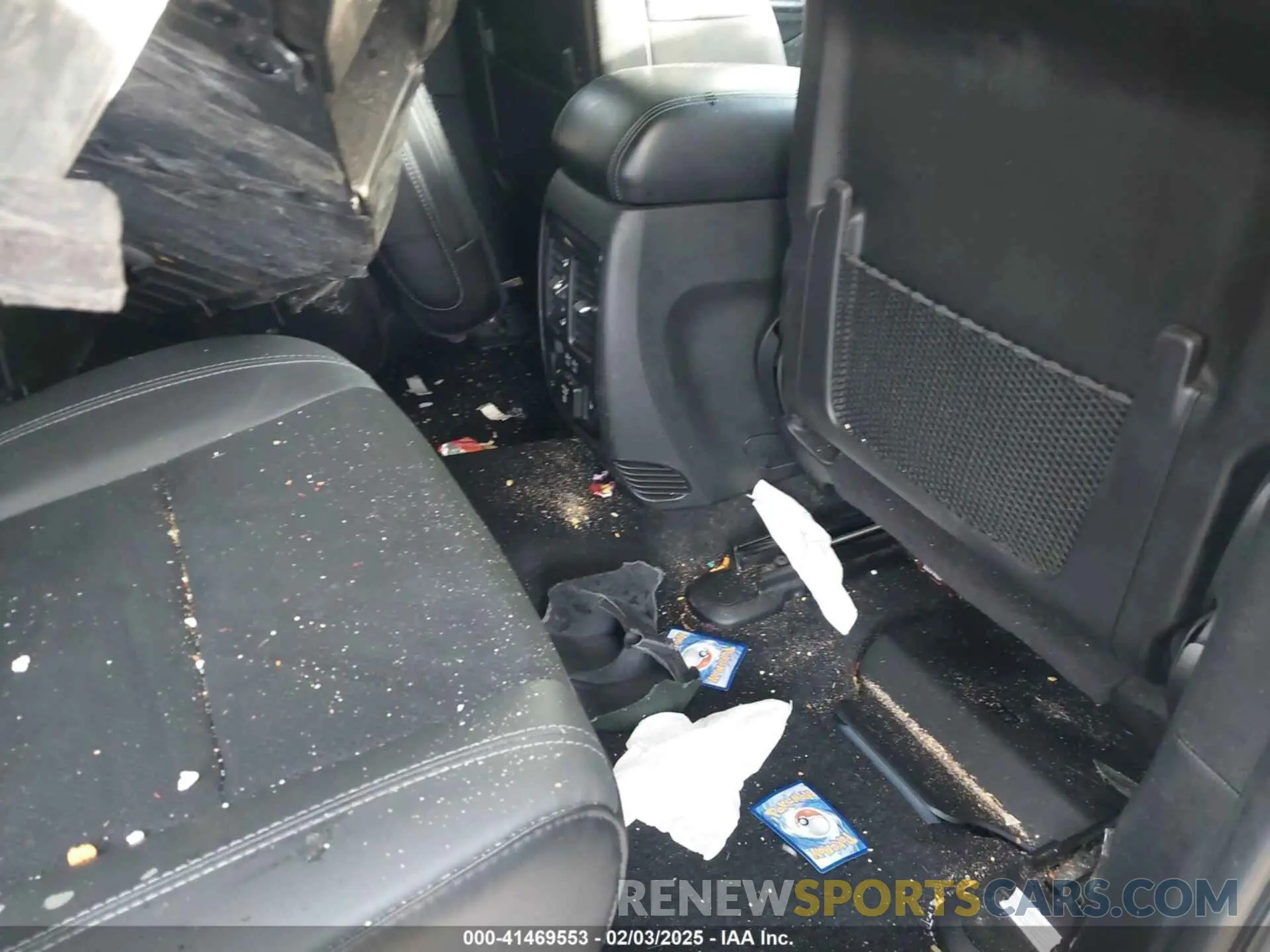 8 Photograph of a damaged car 1C4RDJDG4MC865017 DODGE DURANGO 2021