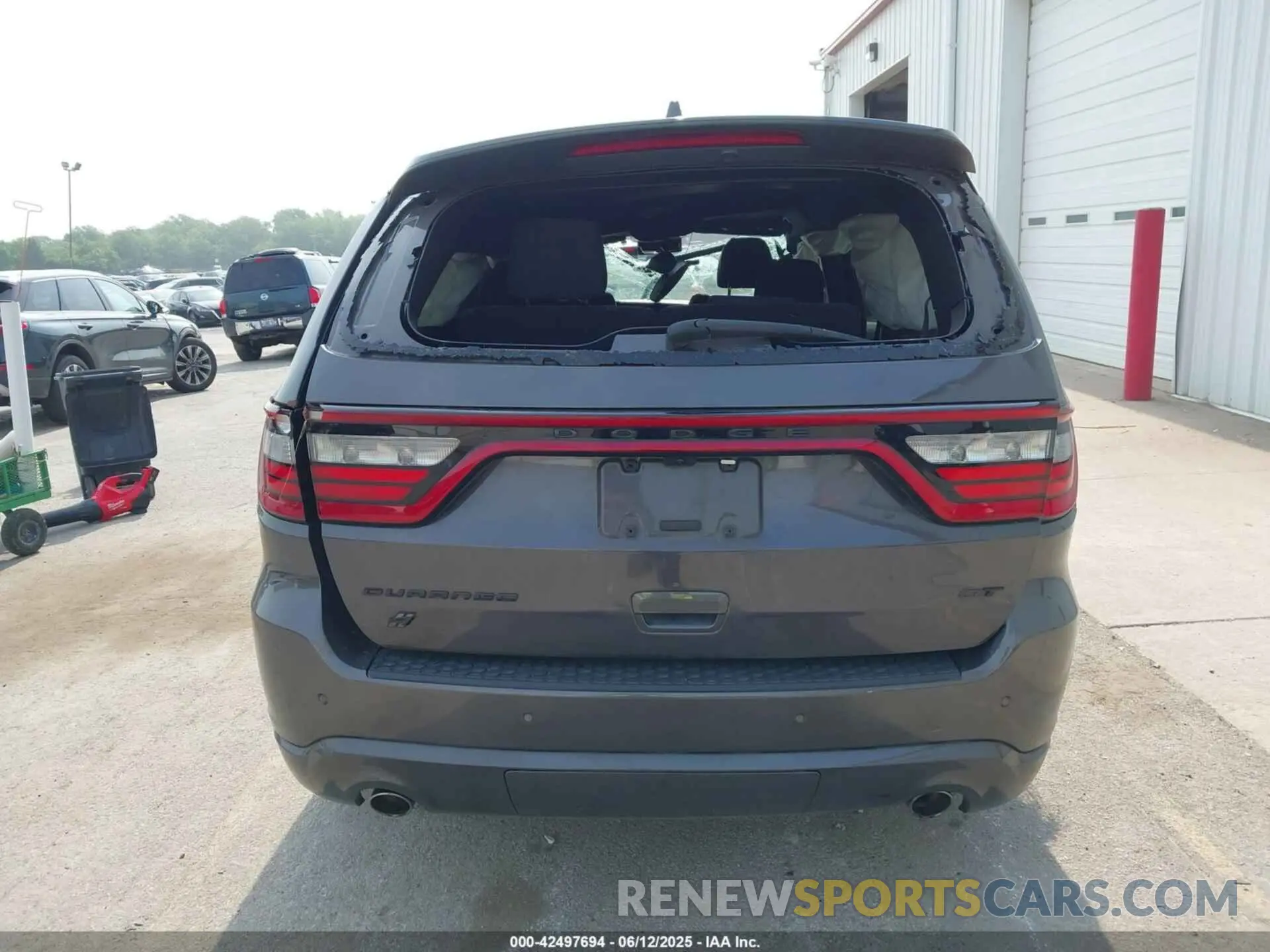 16 Photograph of a damaged car 1C4RDJDG5MC558505 DODGE DURANGO 2021