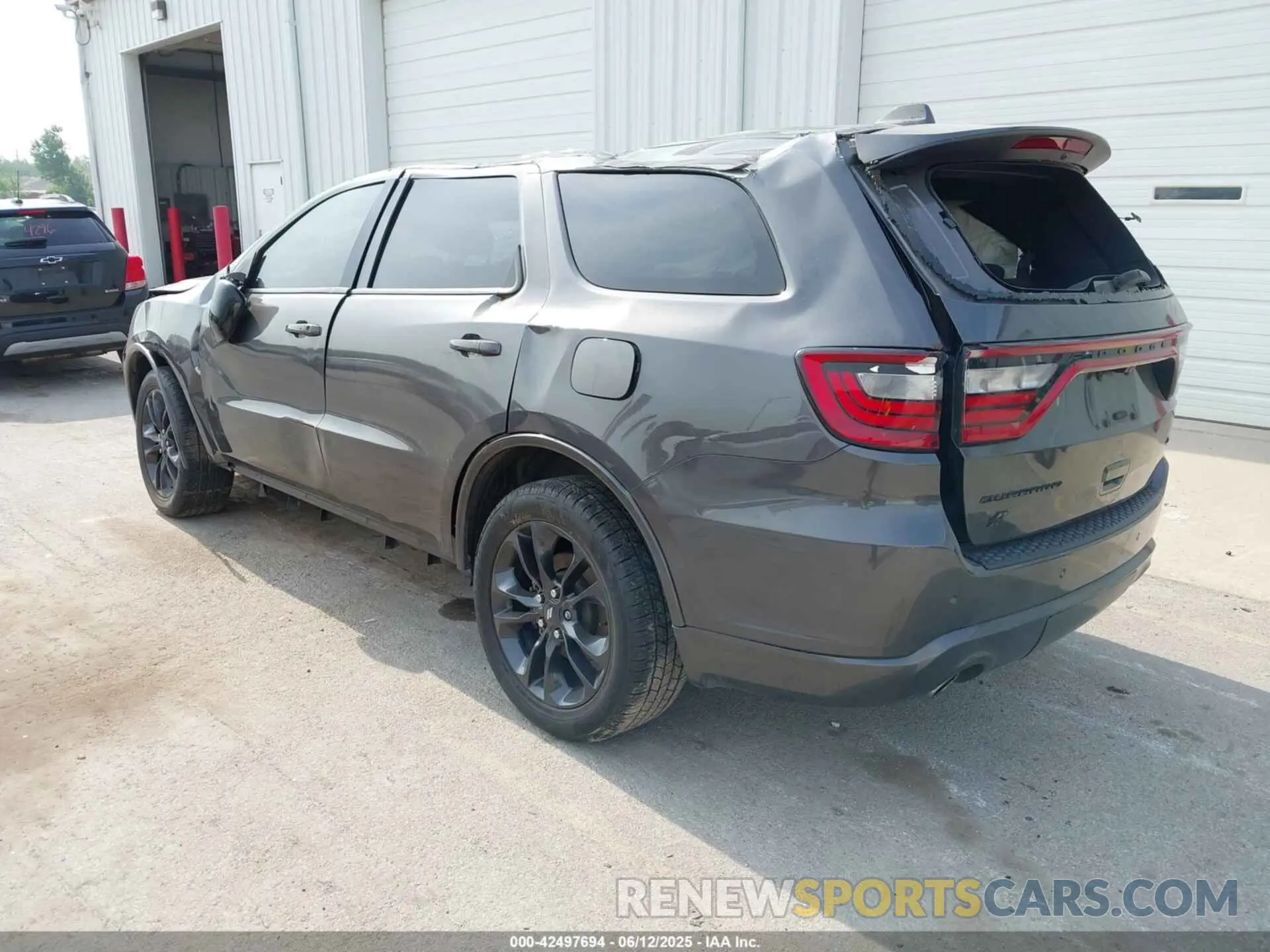 3 Photograph of a damaged car 1C4RDJDG5MC558505 DODGE DURANGO 2021
