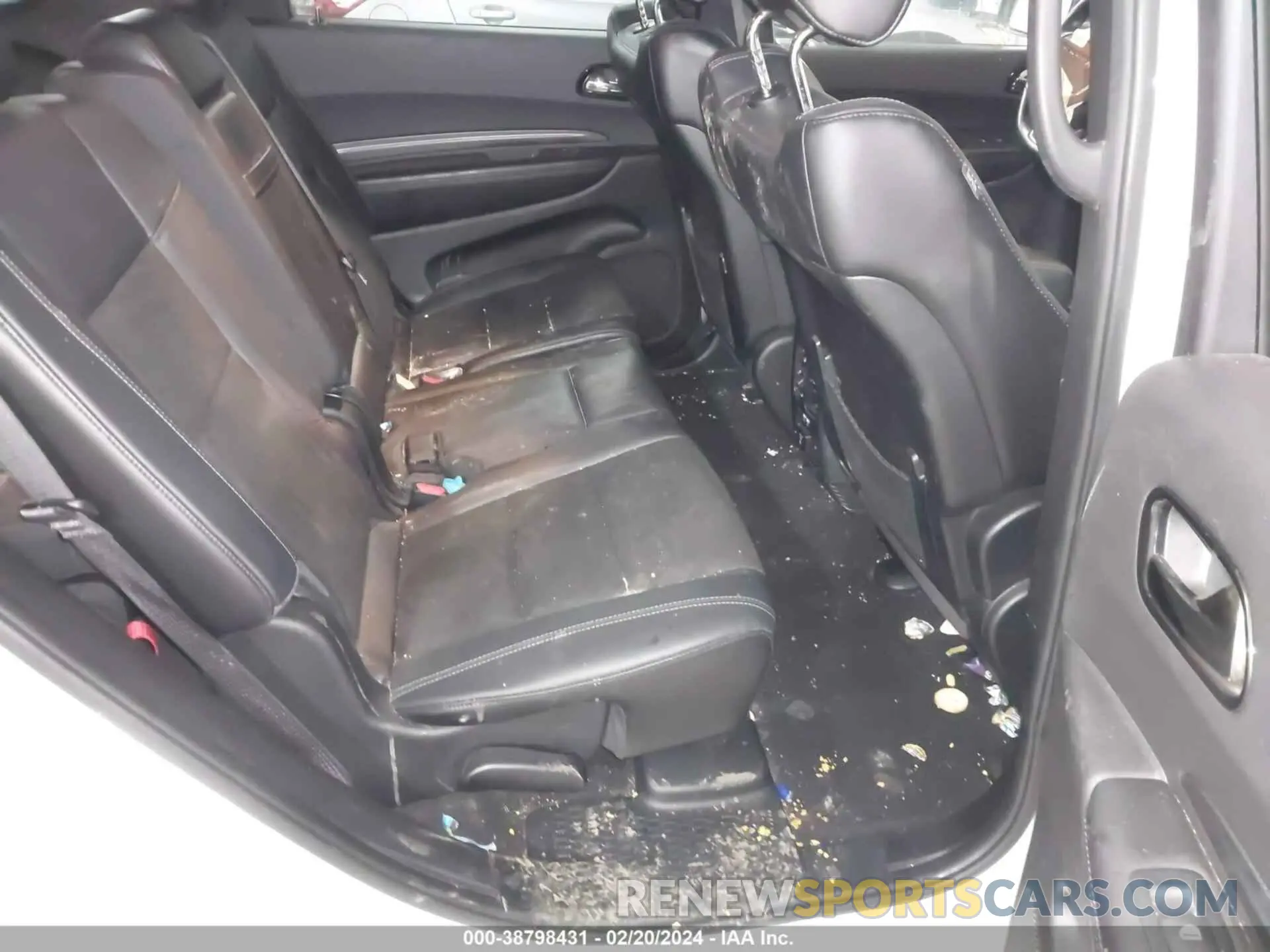 8 Photograph of a damaged car 1C4RDJDG5MC602342 DODGE DURANGO 2021