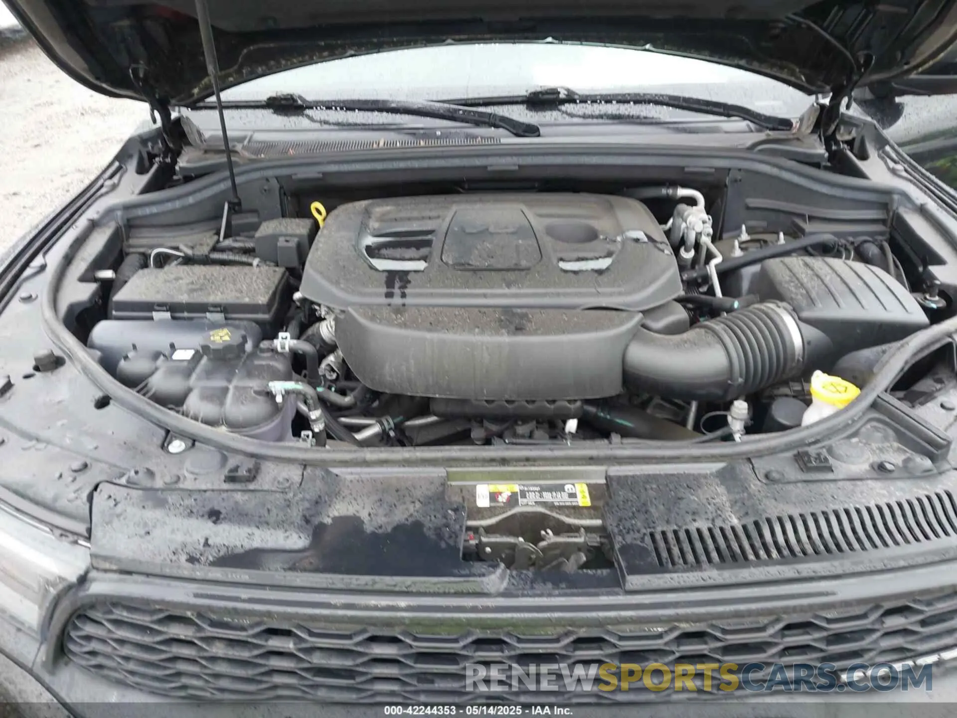10 Photograph of a damaged car 1C4RDJDG6MC766330 DODGE DURANGO 2021