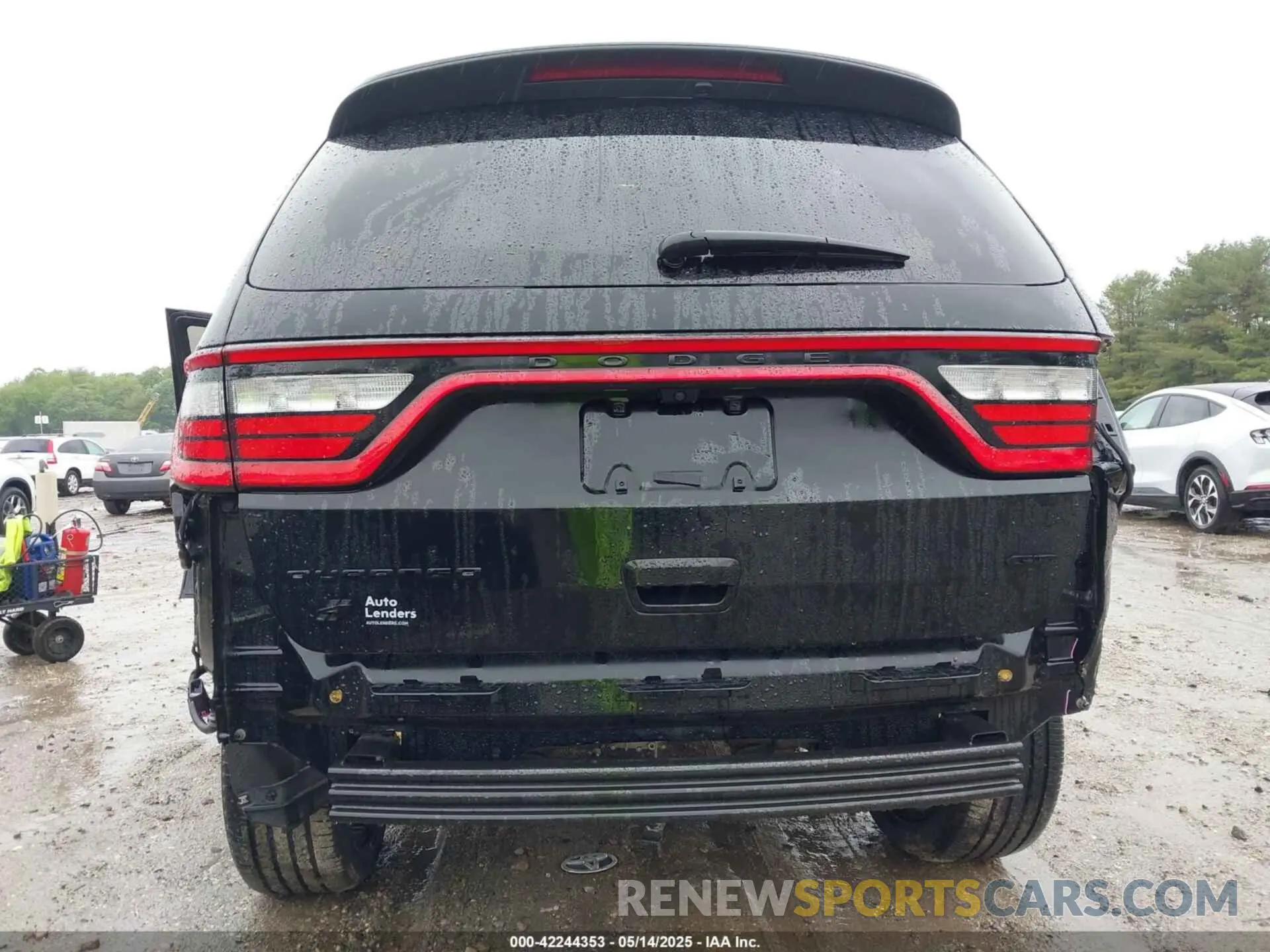 18 Photograph of a damaged car 1C4RDJDG6MC766330 DODGE DURANGO 2021