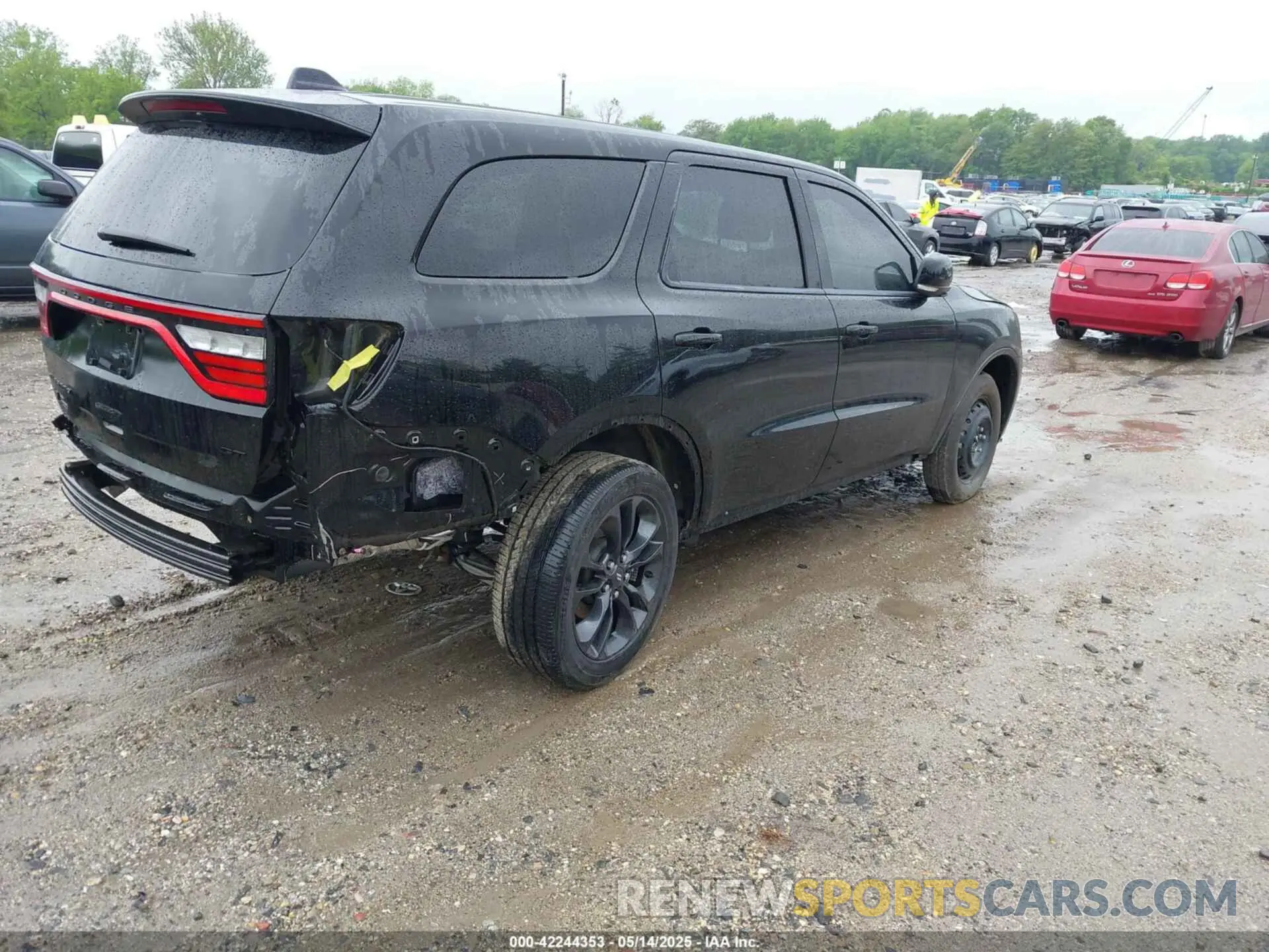 4 Photograph of a damaged car 1C4RDJDG6MC766330 DODGE DURANGO 2021